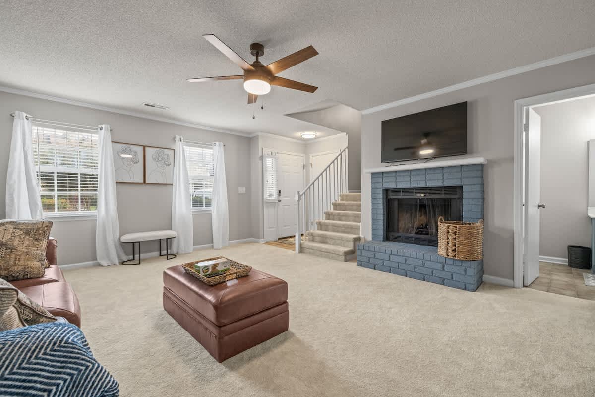 11112 Memorial Pkwy Sw – photo 2