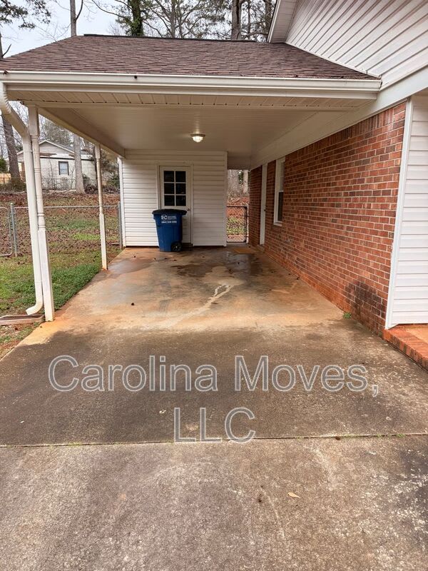 11 Cooperfield Ave. – photo 3