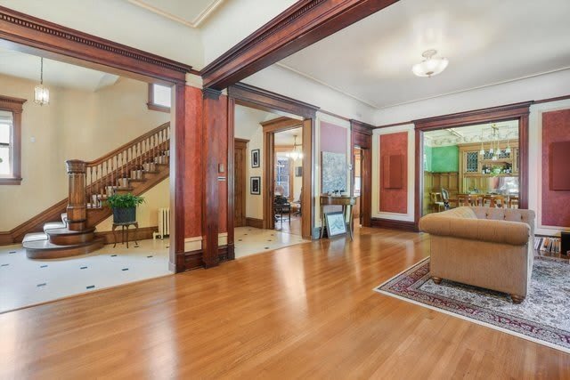 1036 W Garfield Boulevard – photo 4