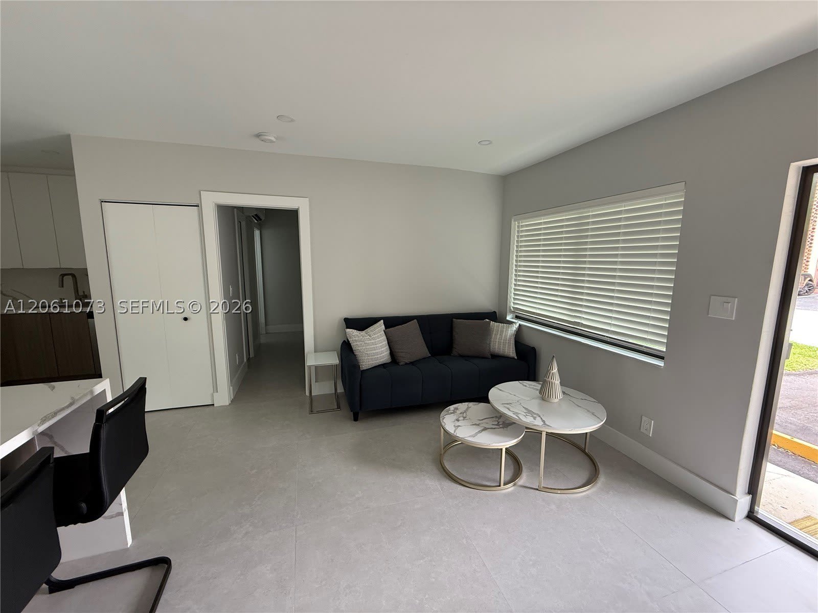 1050 NE 9th Ave – photo 4