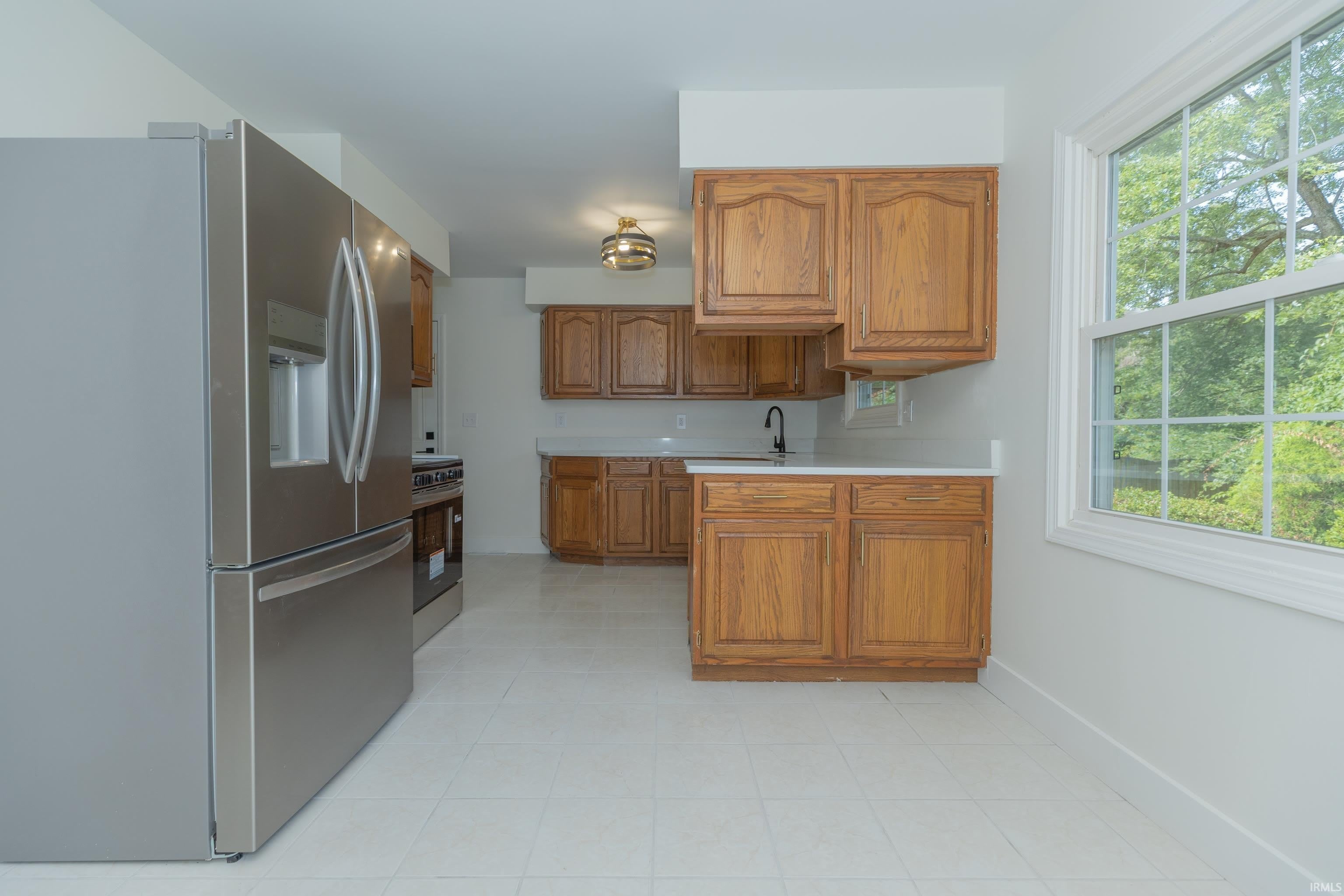 711 Carole Place – photo 5