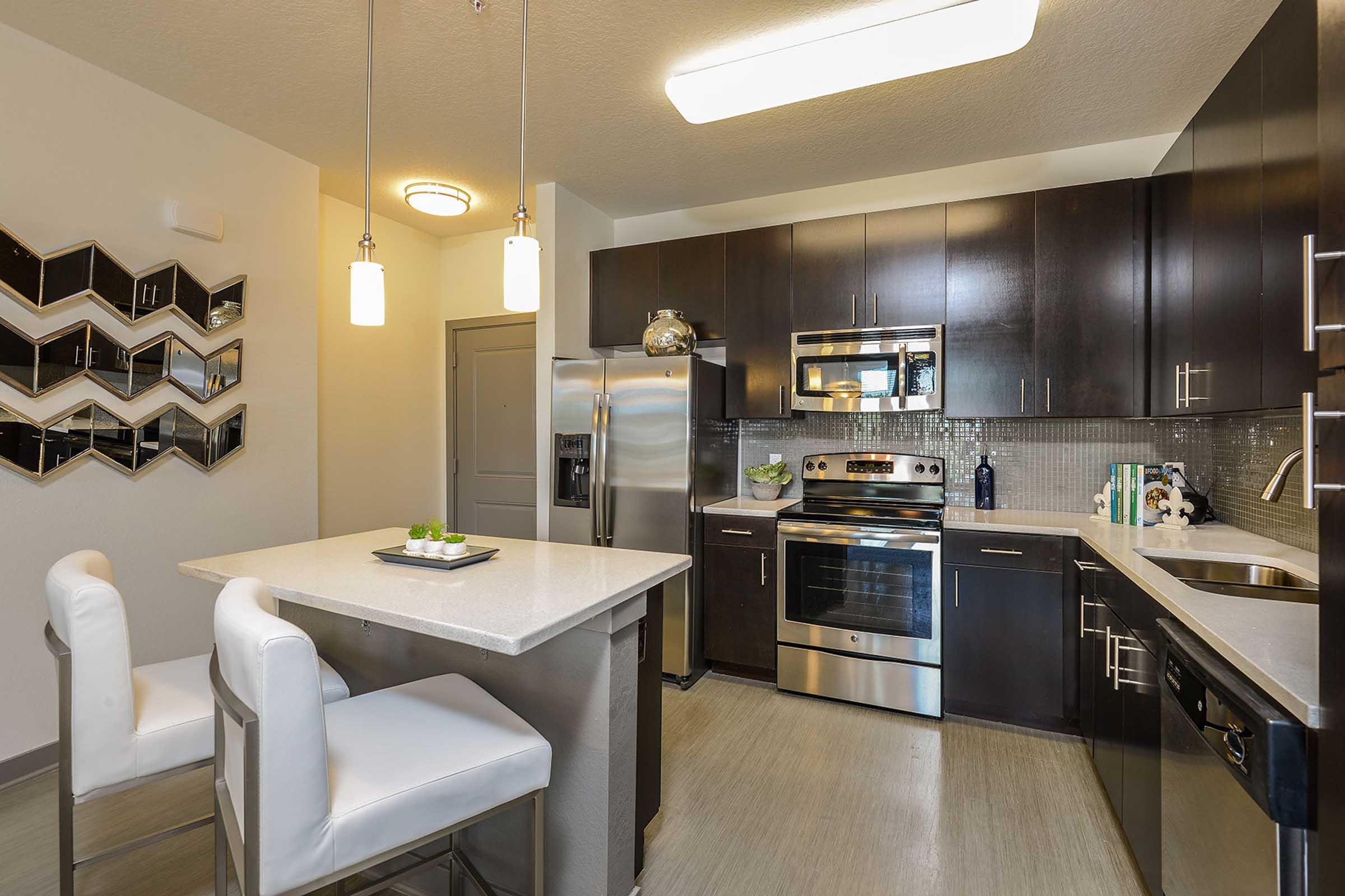 8150 Guild Way – photo 3