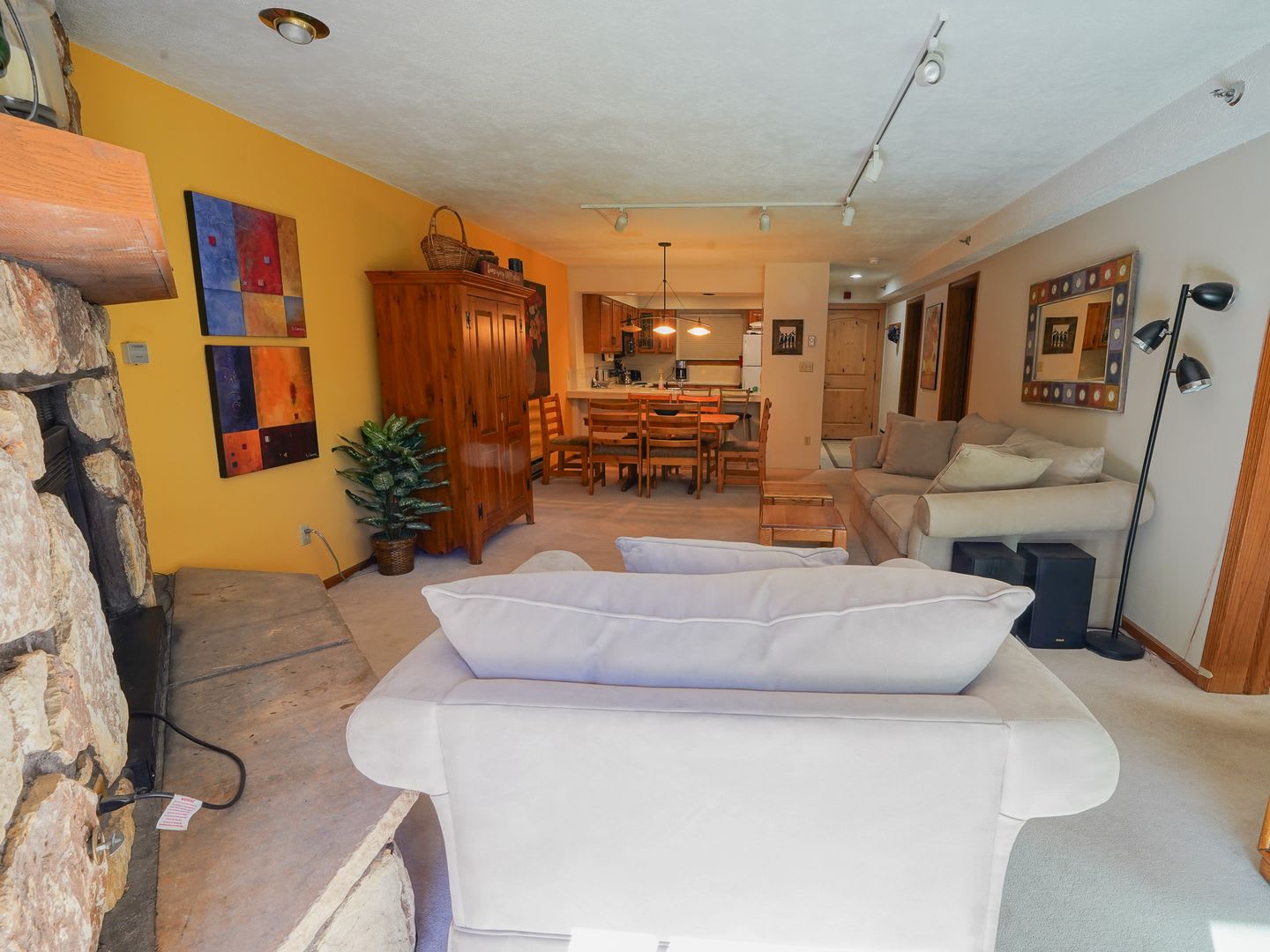 In Town Condo Walk To Gondola Ski Season Will Be The Best In Town 2 Bed 2 Bath Available Starting 11 1 – photo 5