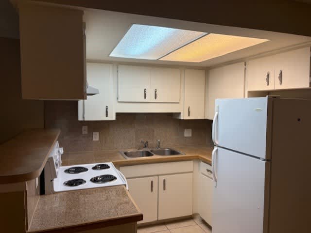 6165 Chesham Dr Apt 9 – photo 5