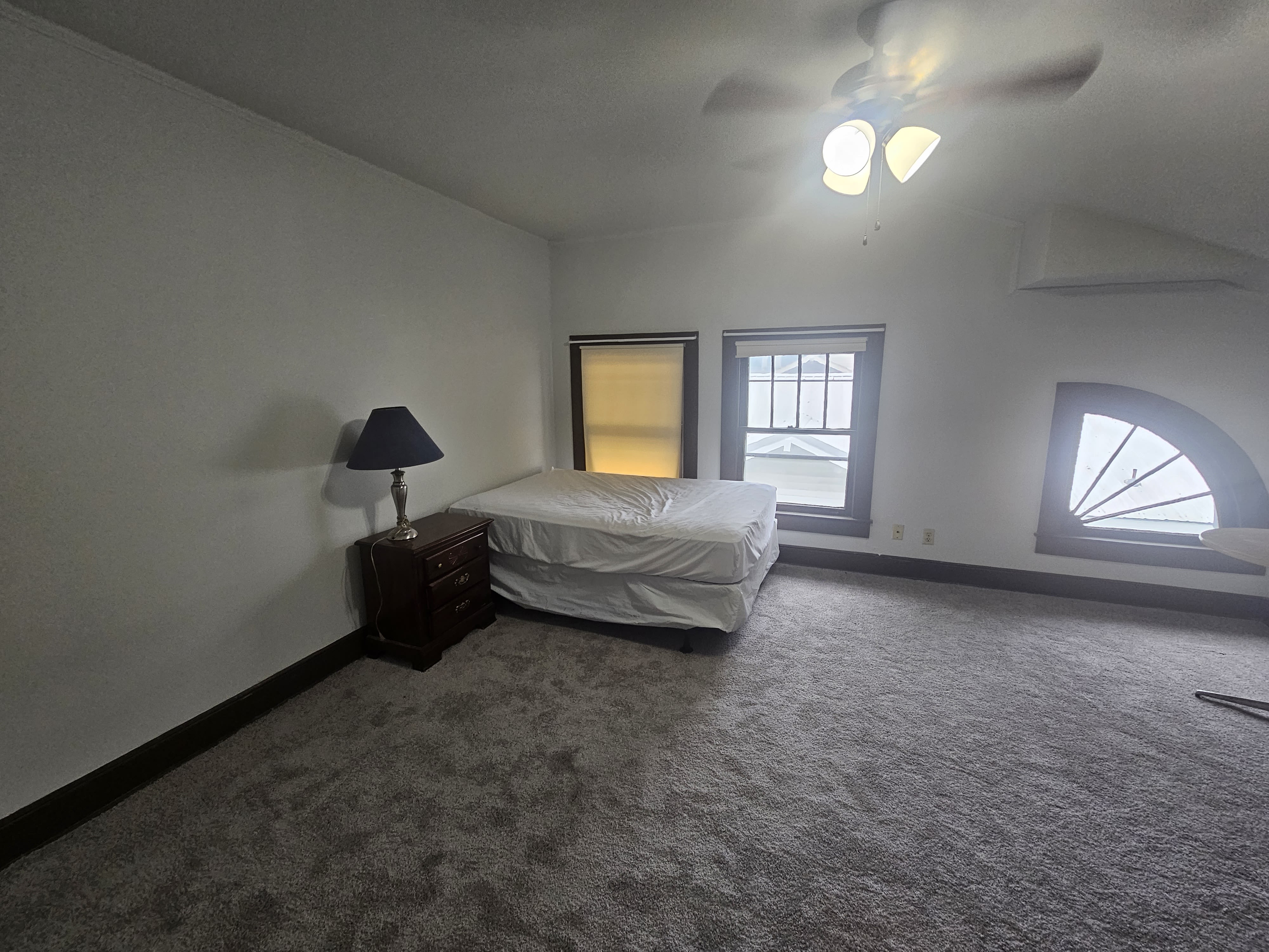 1509 W Friendly Ave – photo 3