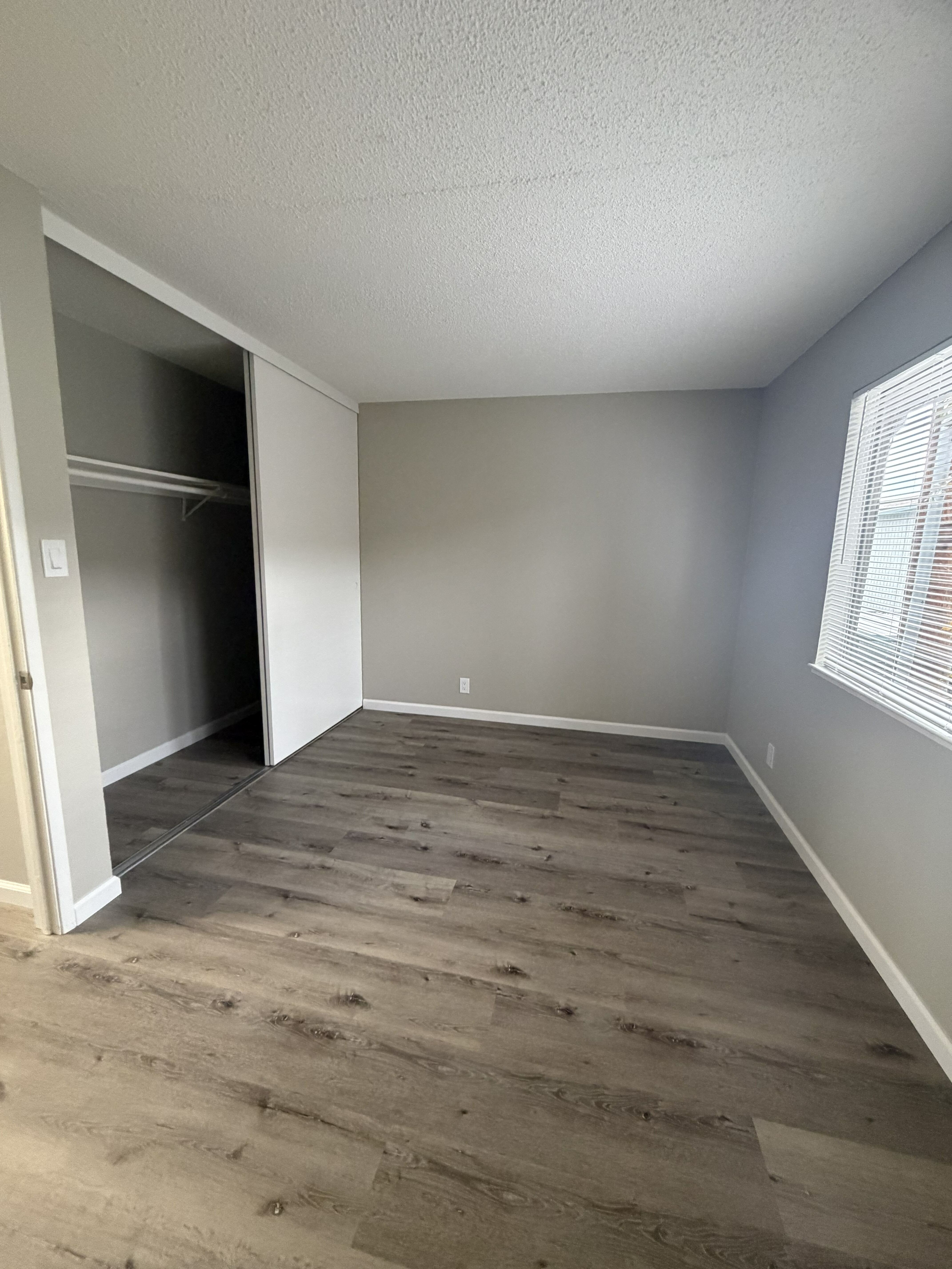 2024 Sierra Road – photo 2