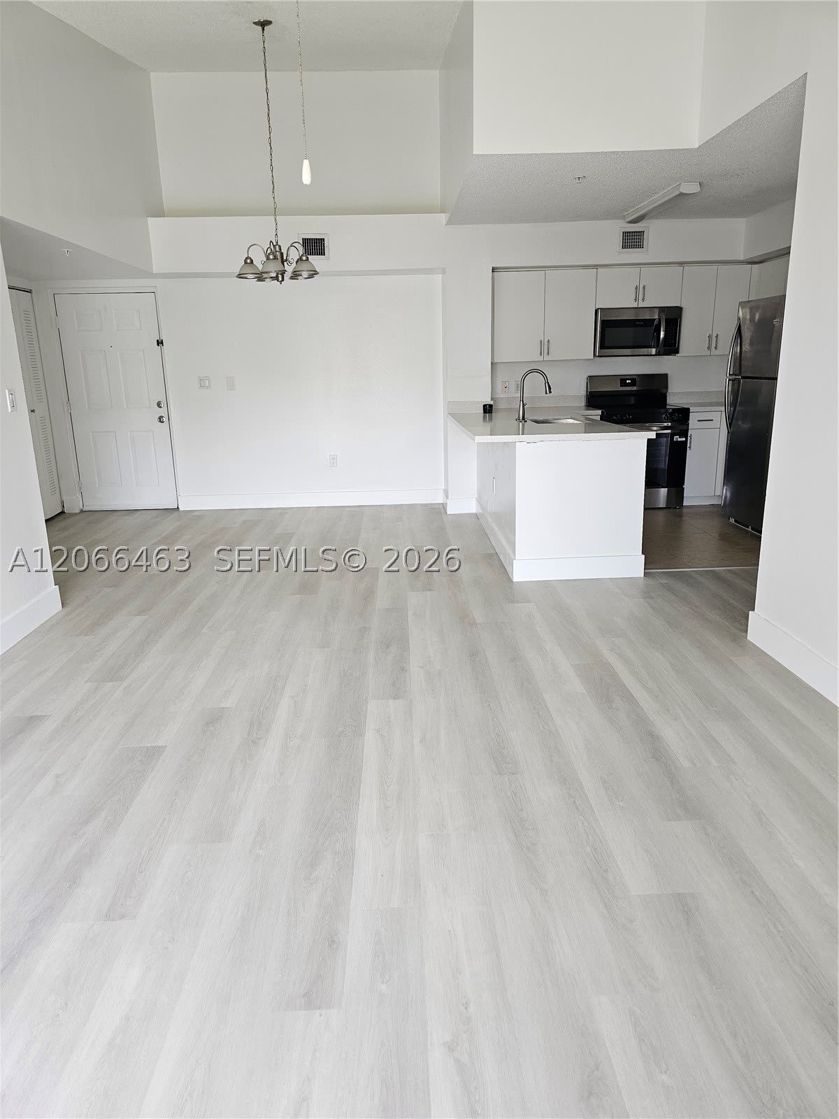 4520 NW 107th Ave – photo 3