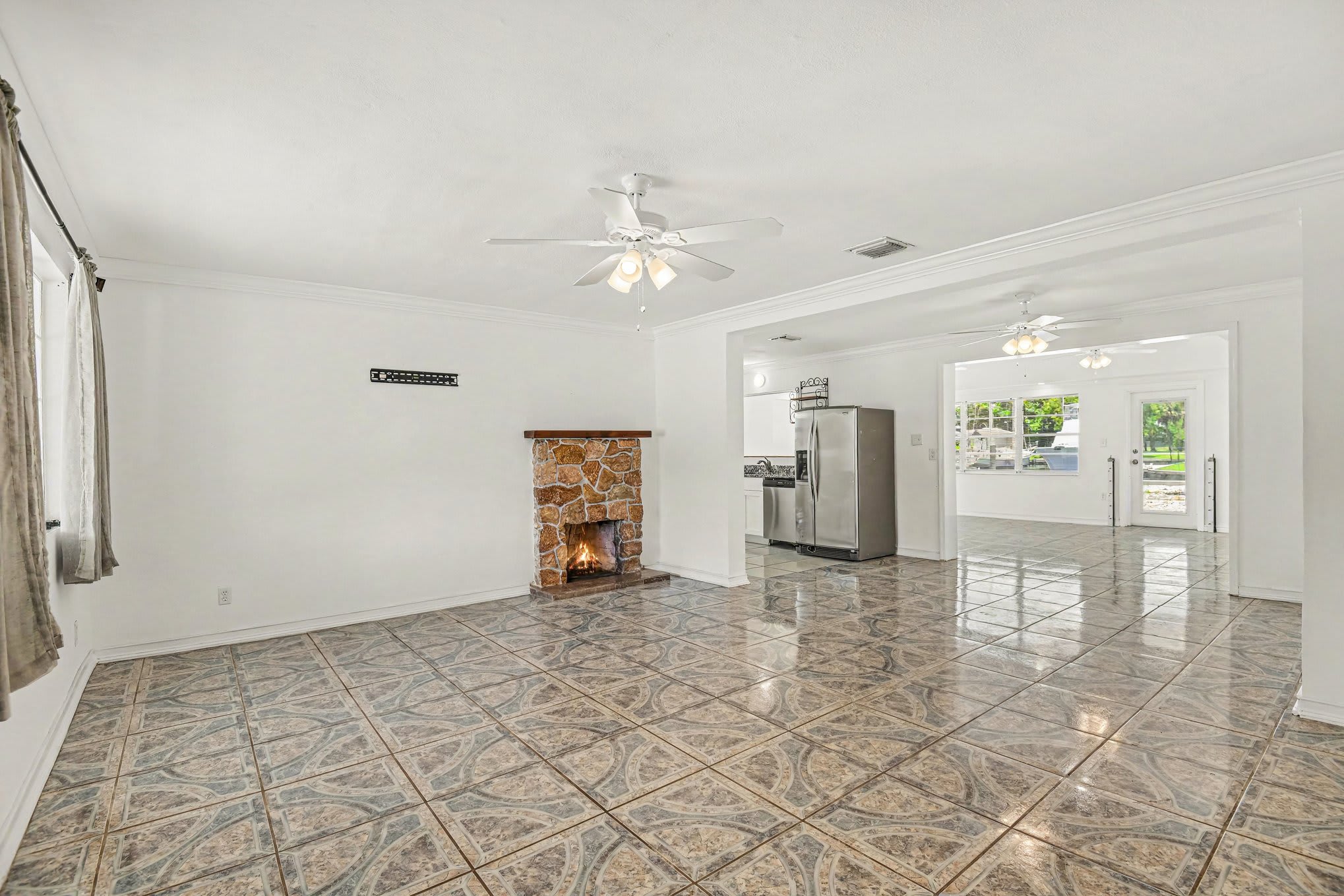 20 Estate Dr – photo 3
