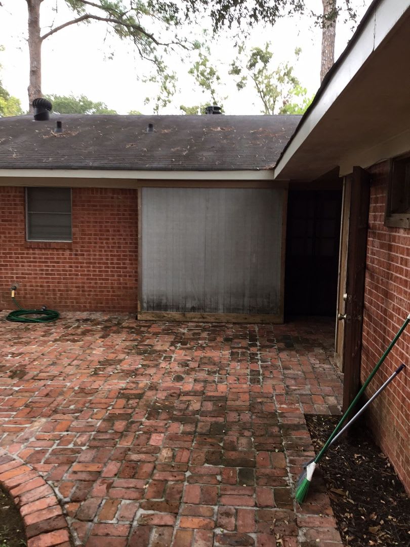 VERY NICE BROADMOOR TERRACE HOME-3 BEDROOM 2 BATHROOM-LARGE CORNER LOT – photo 3
