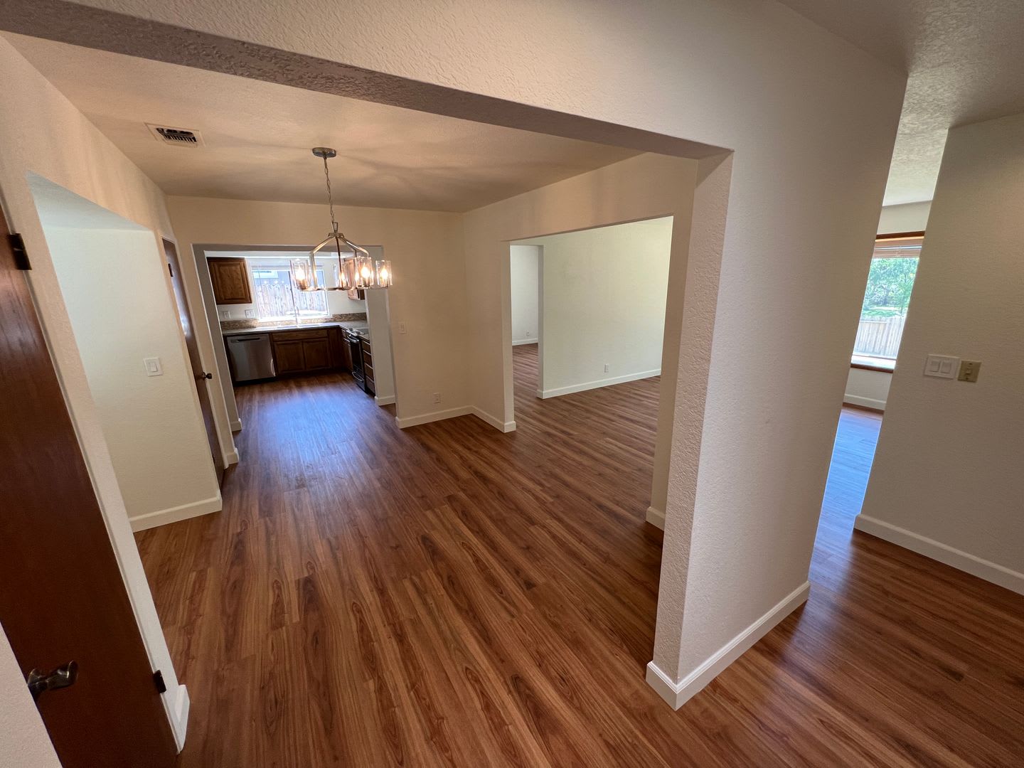 Remodeled Orangevale home on cul-de-sac. – photo 3