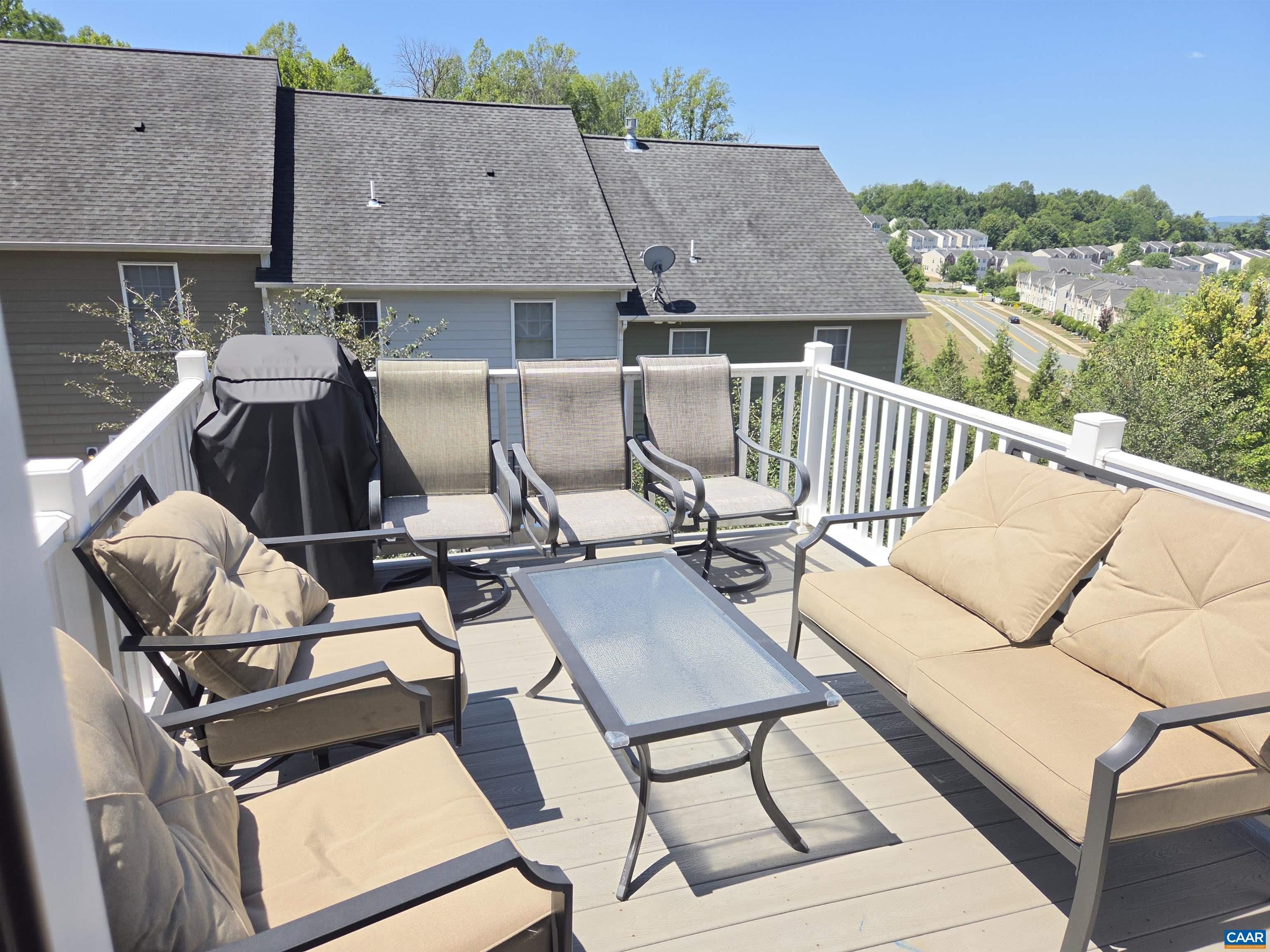 2441 WINTHROP DR – photo 5