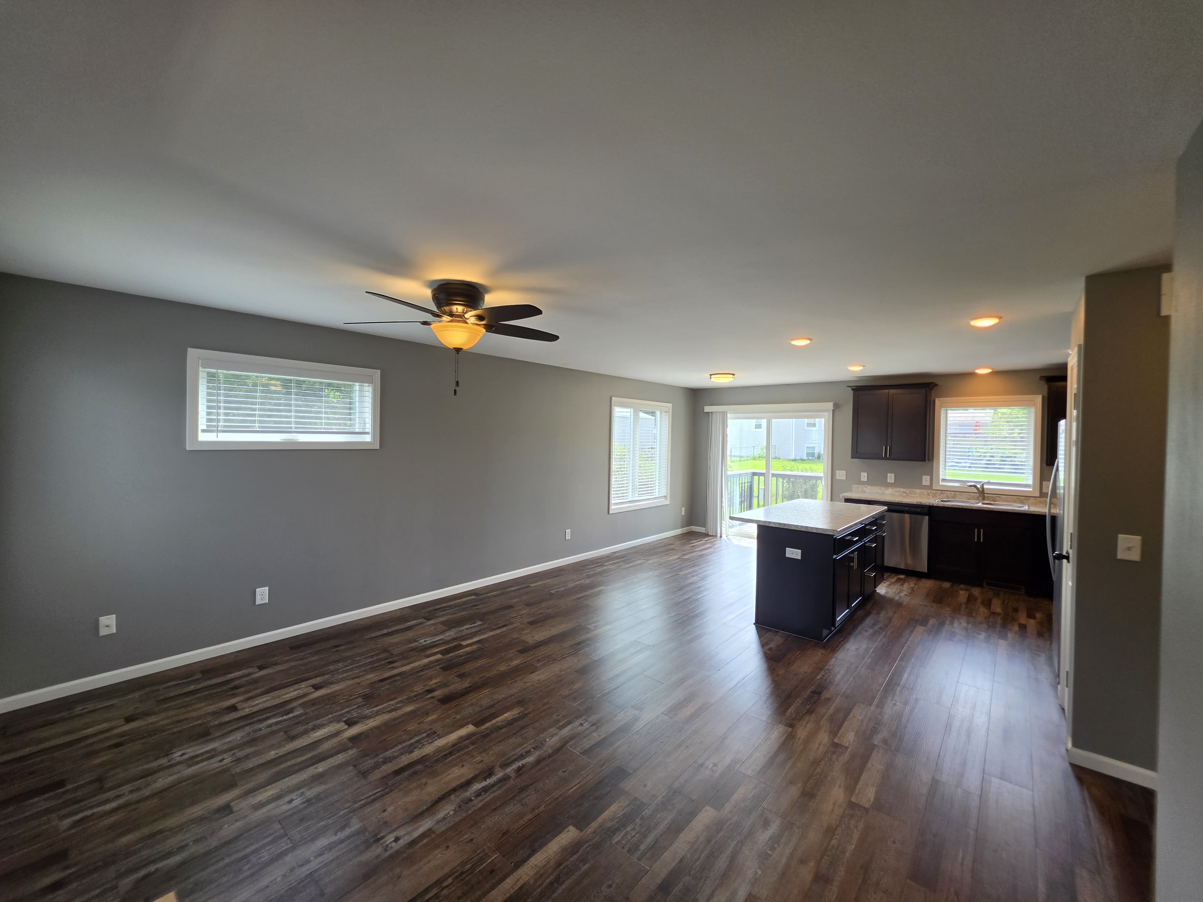 2721 Kellogg Avenue – photo 4