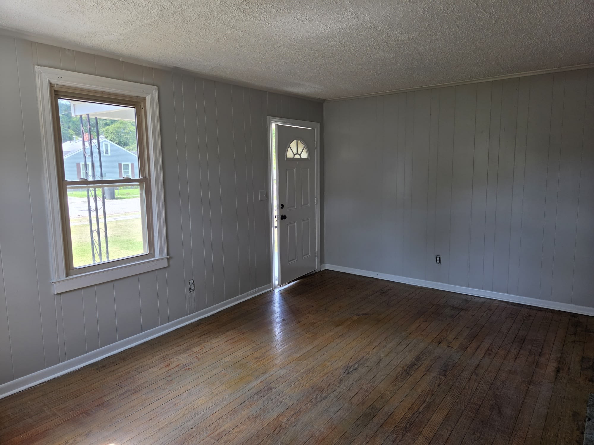 2117 Kennedy Drive – photo 2