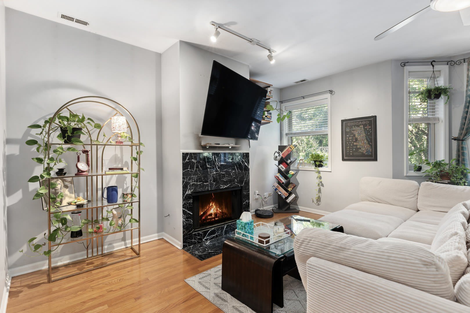 1522 N Bosworth Avenue – photo 3