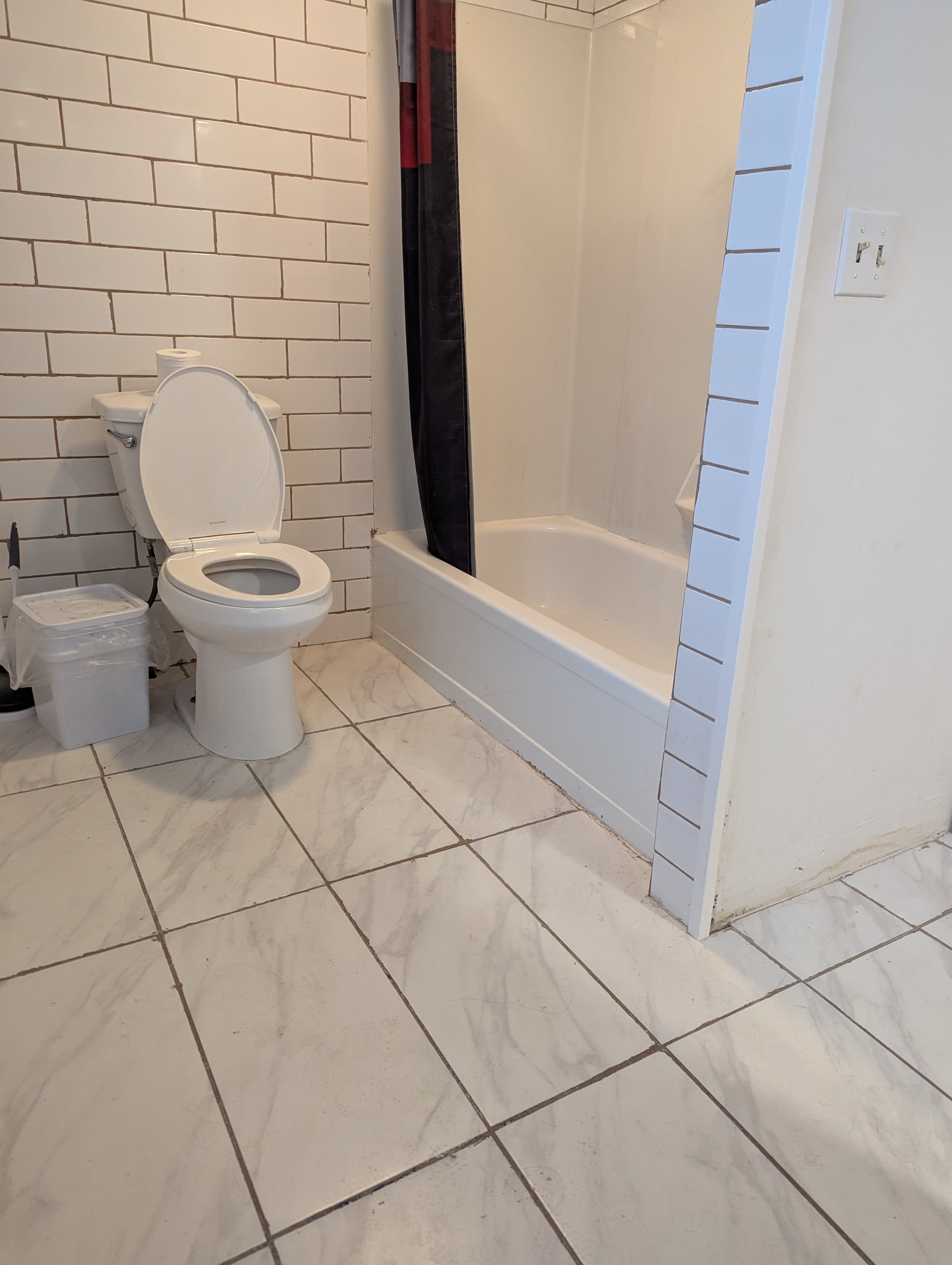 809 Oswego St – photo 4
