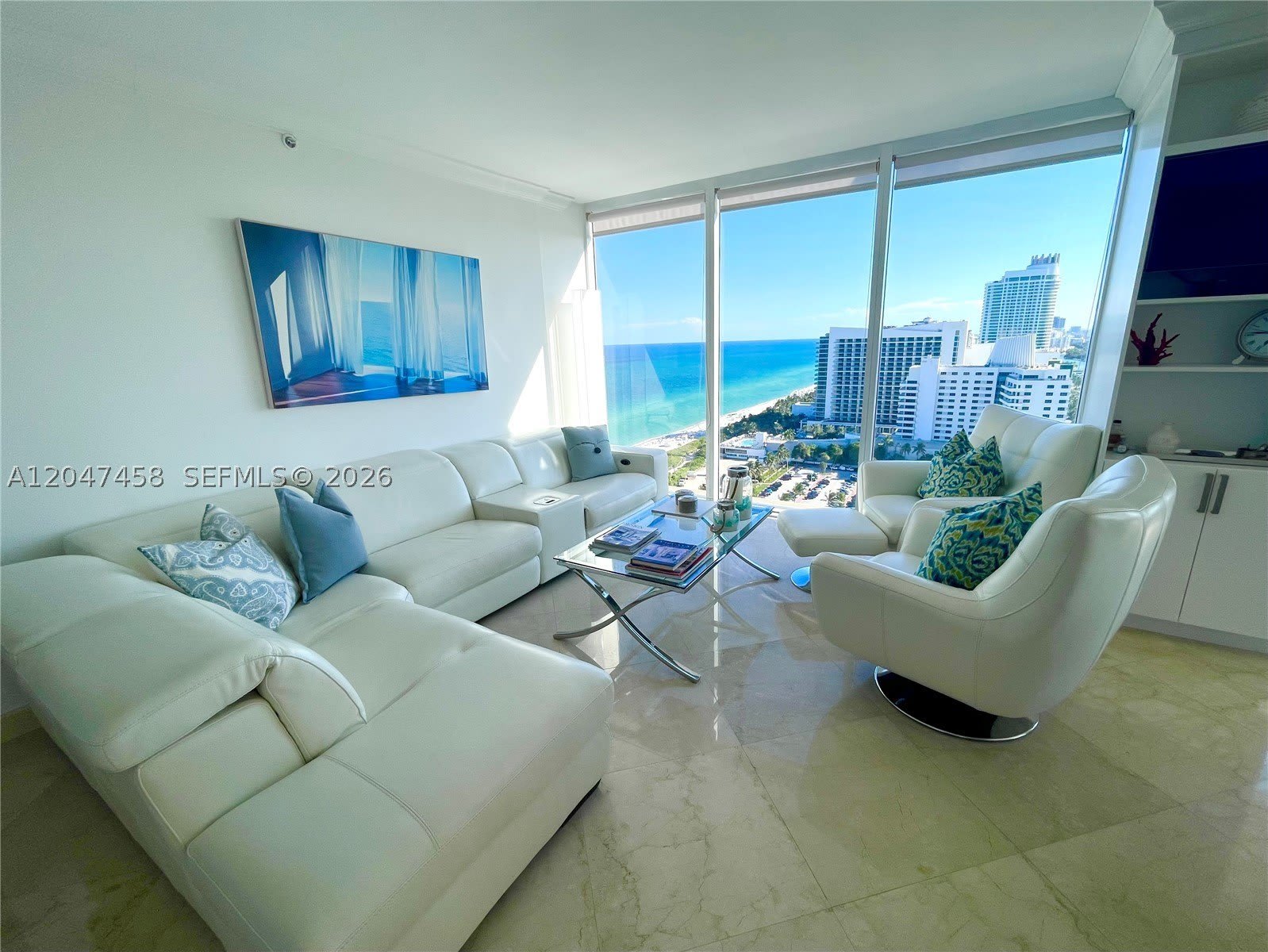 4775 Collins Ave – photo 2