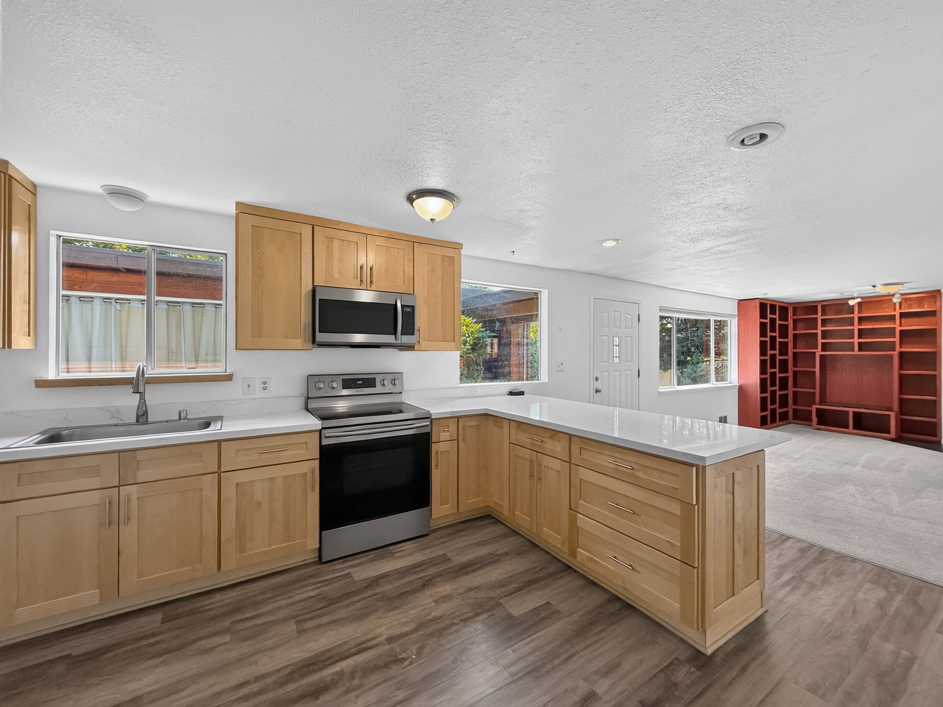 5025 South 167th Street – photo 1