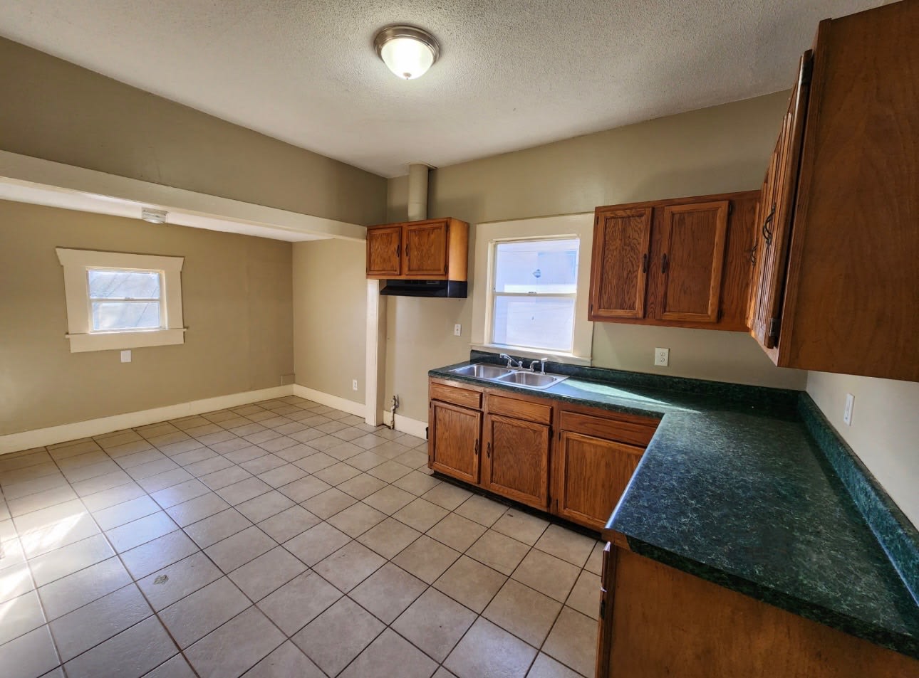 2129 30th Avenue North – photo 2