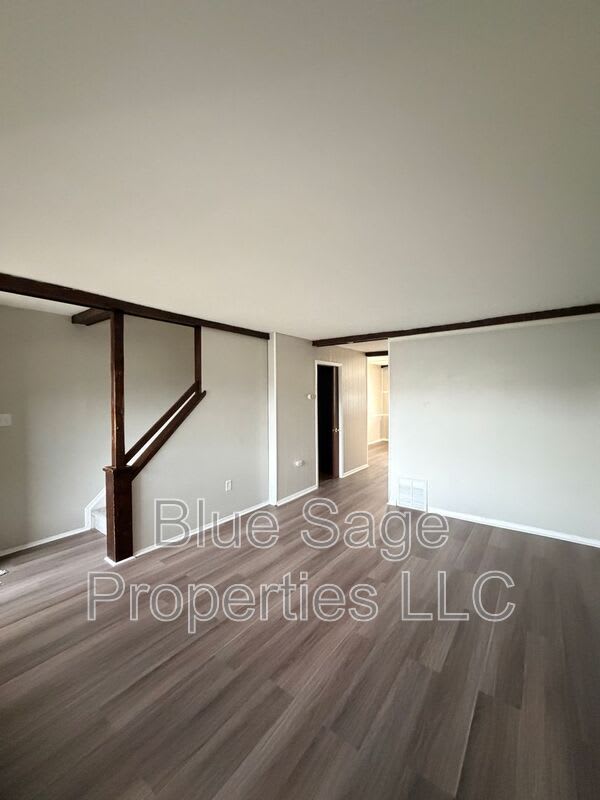 3403 Township Line Rd – photo 3