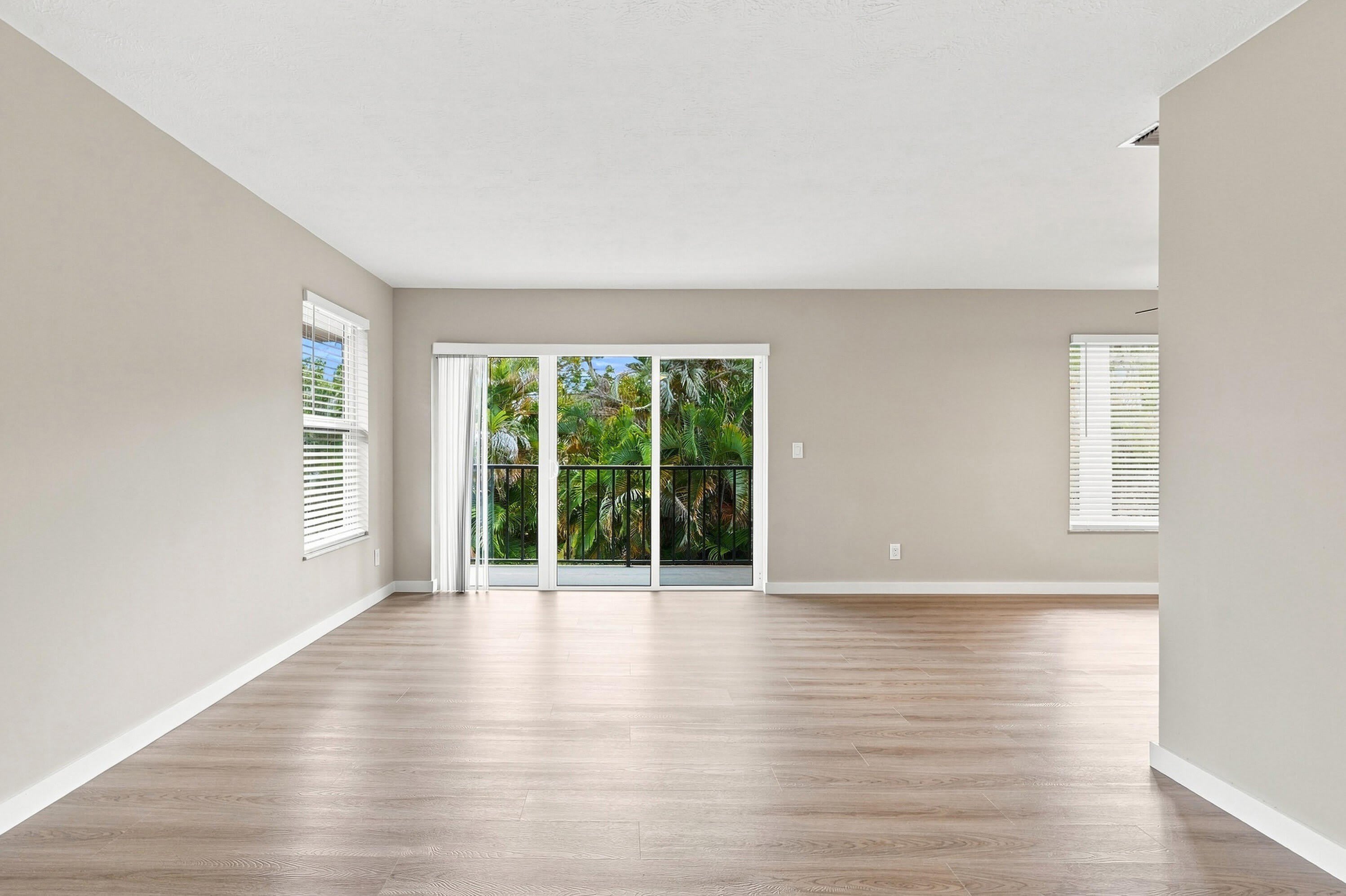 1180 CARLTON Court – photo 4