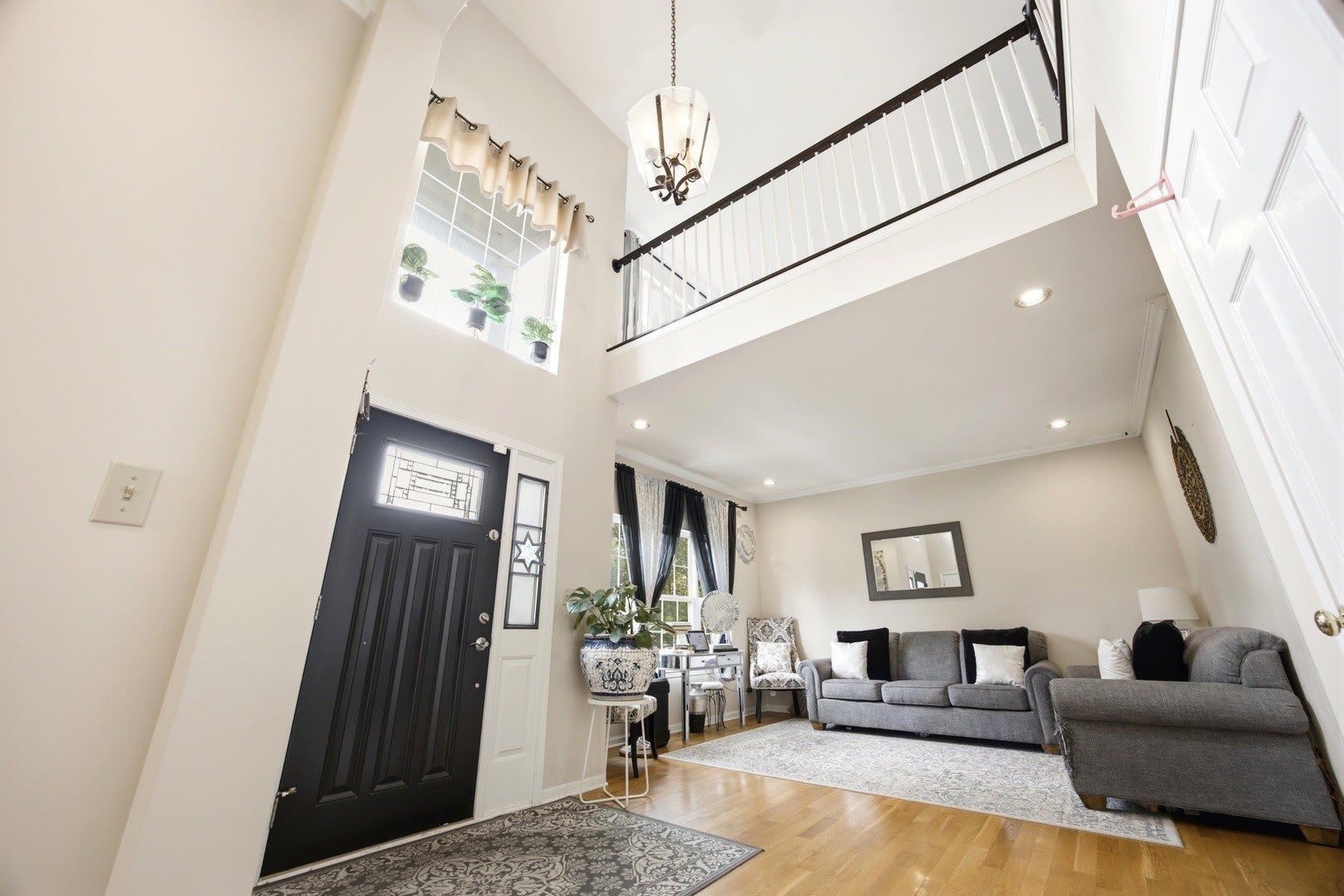 9 Tenneyson Court – photo 4