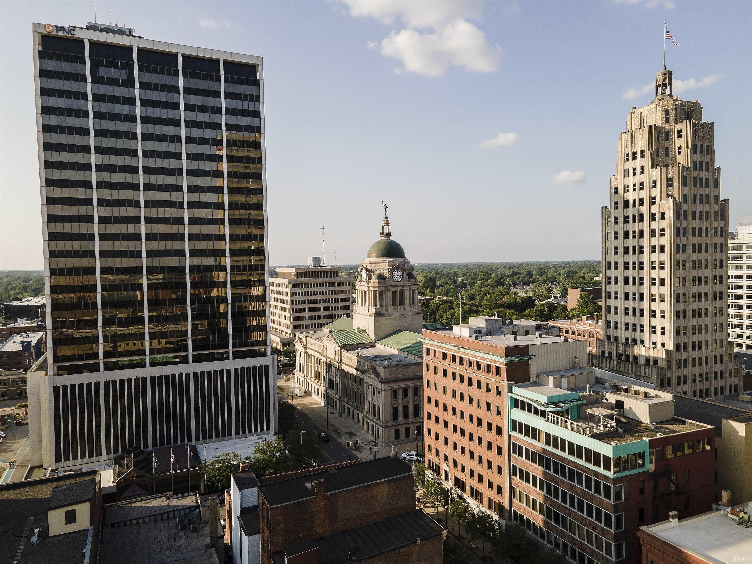 113 W Wayne Street – photo 2