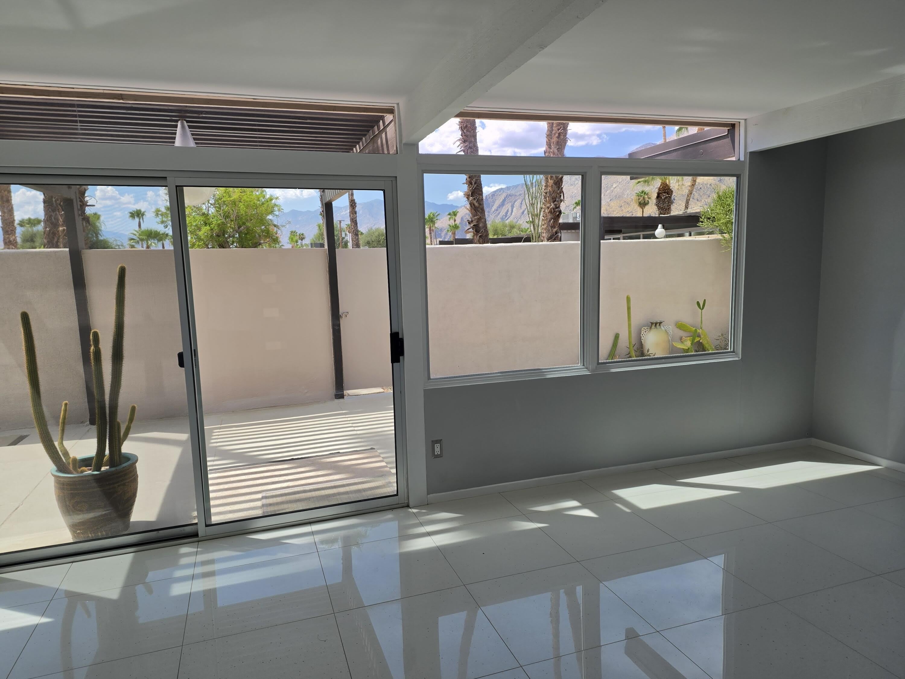 723 E Louise Drive – photo 4