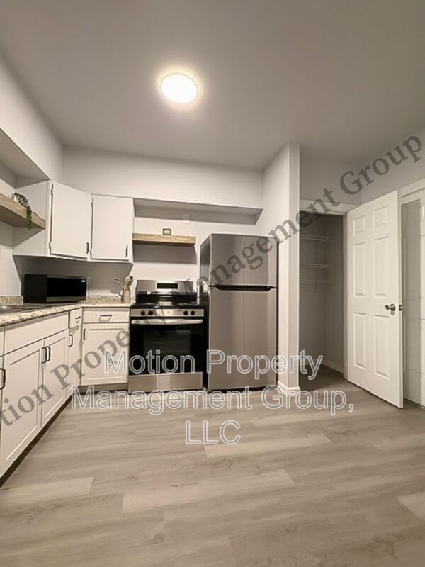 6918 Northside Drive – photo 3