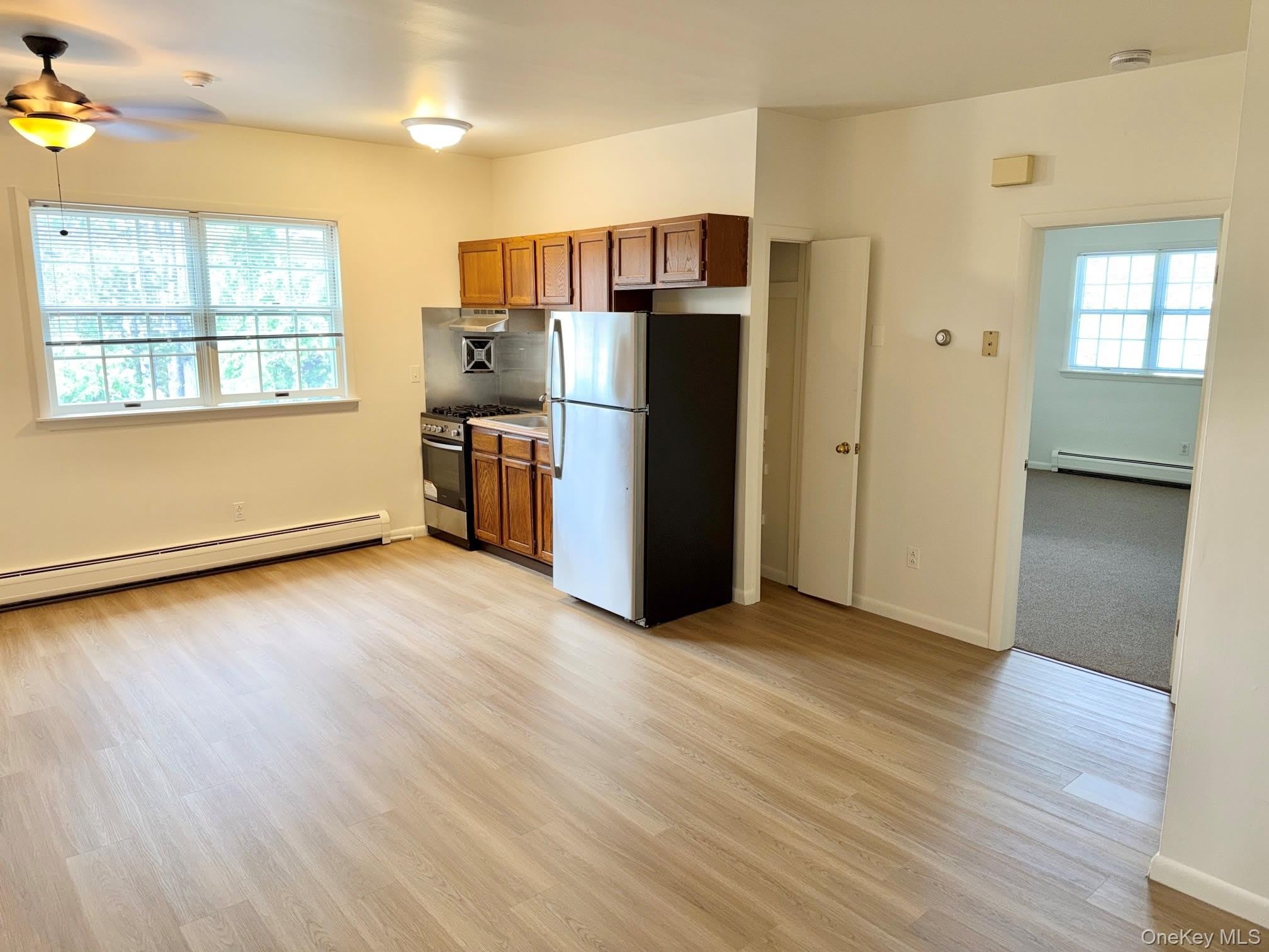 1 N Rockland Rockland Avenue – photo 2