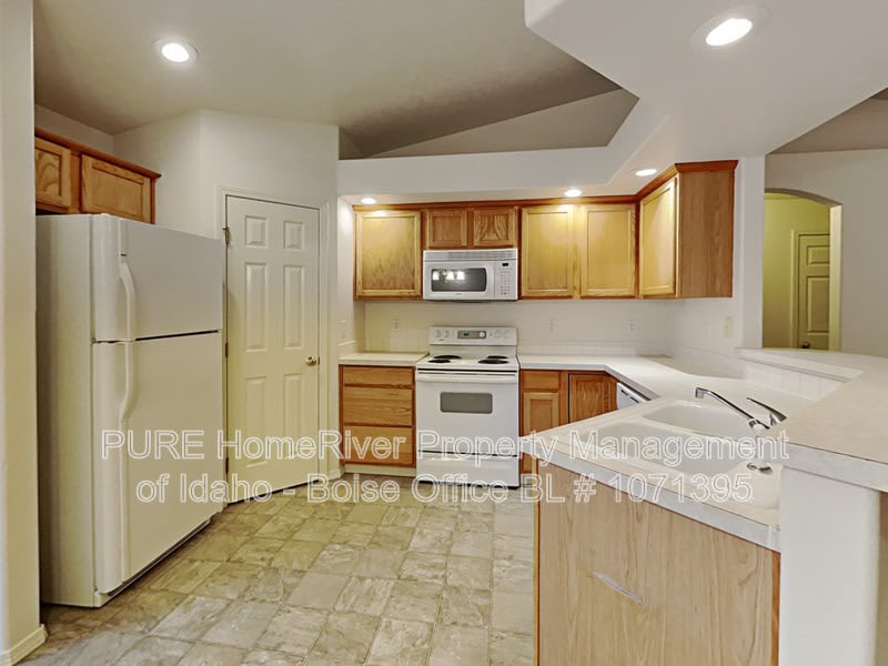 1904 W Havenwood Ave – photo 2