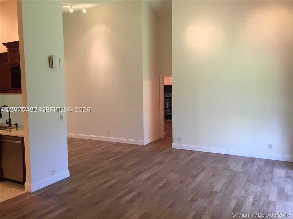 5201 Sw 31St Ave – photo 4