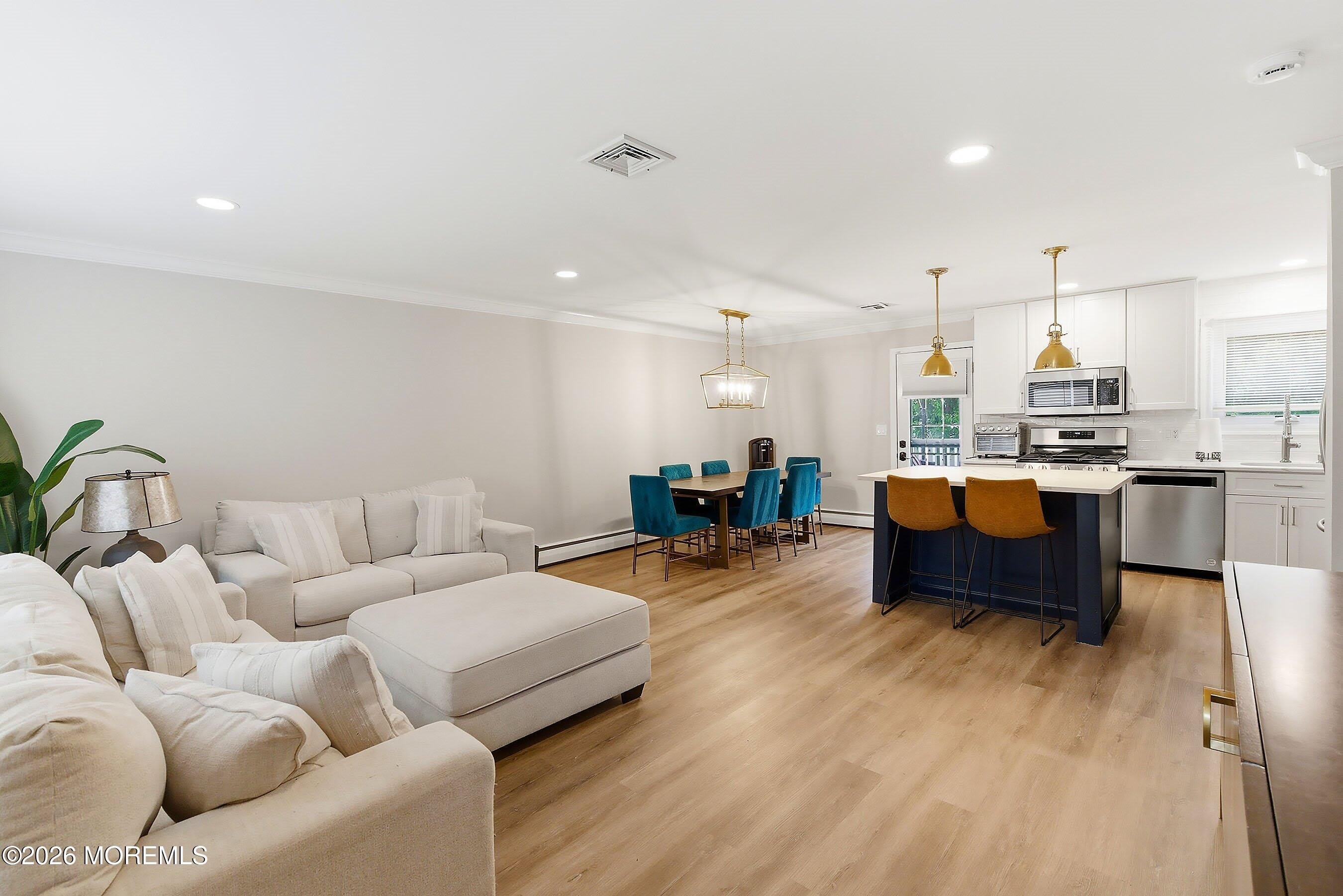 1114 Interlaken Avenue – photo 3