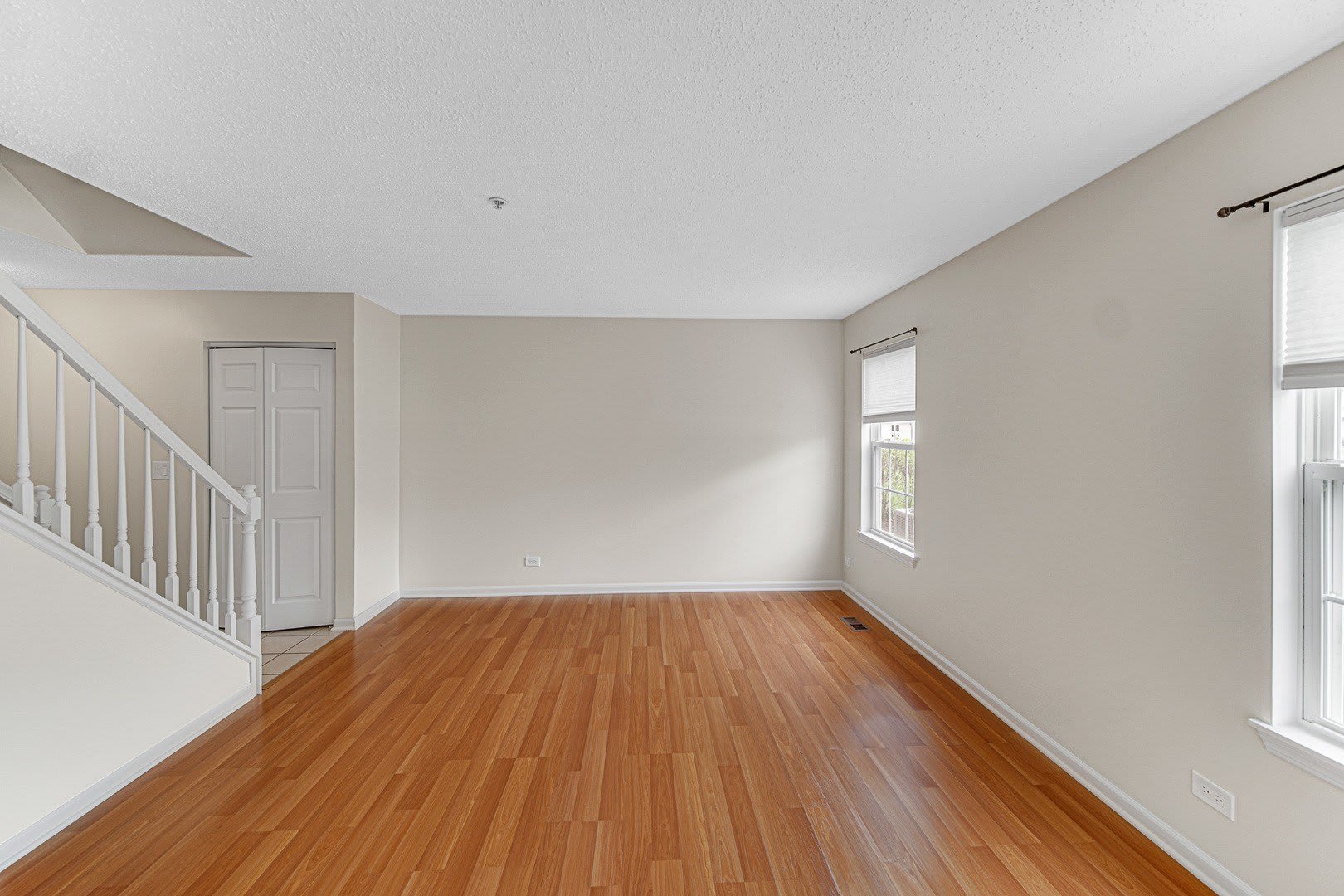 2588 Dickens Court – photo 4