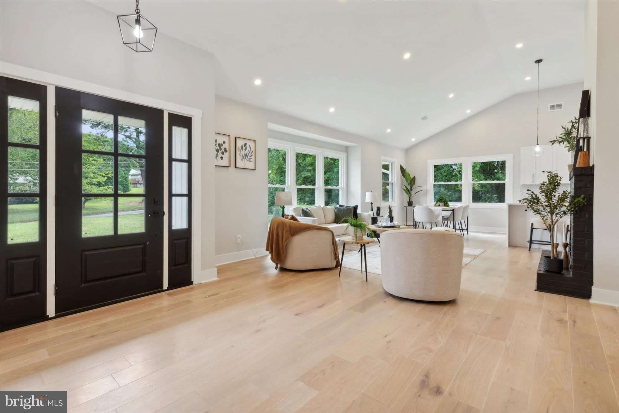 104 FURLONG Avenue – photo 5
