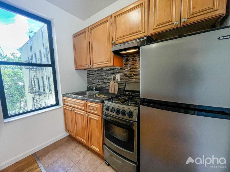 169 East 101st Street – photo 5