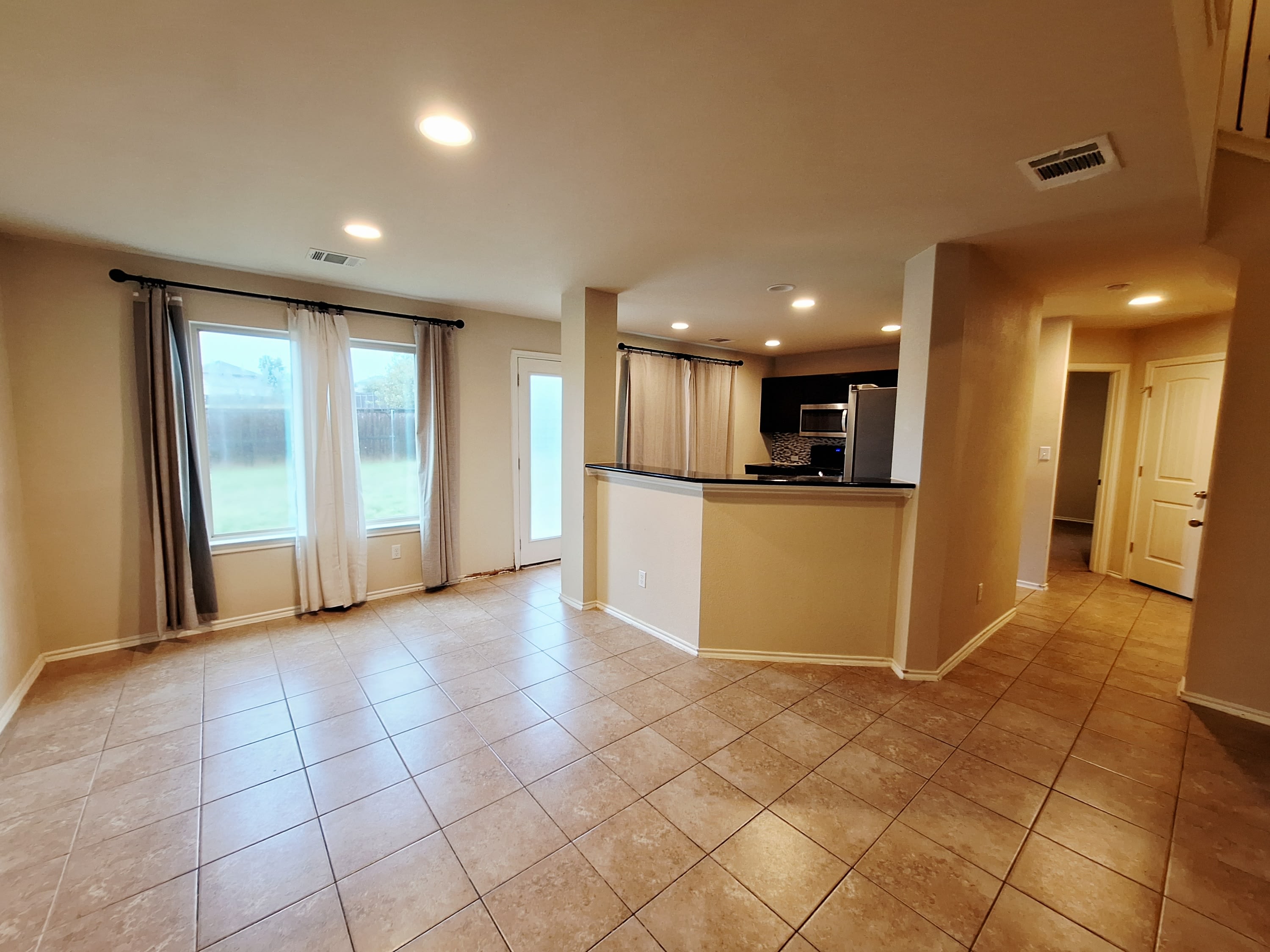 220 Westminster Drive – photo 5