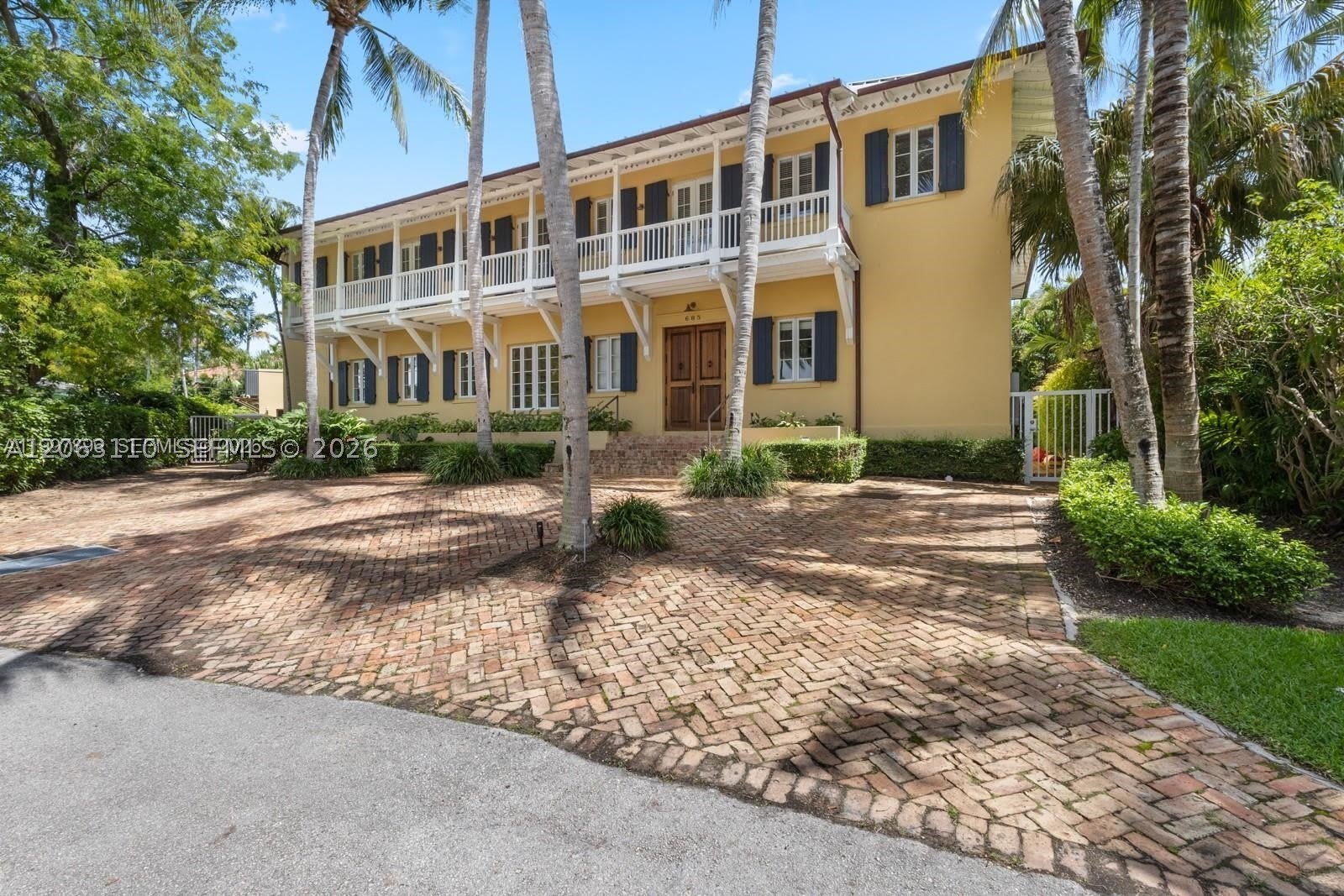 685 Harbor Ln – photo 1