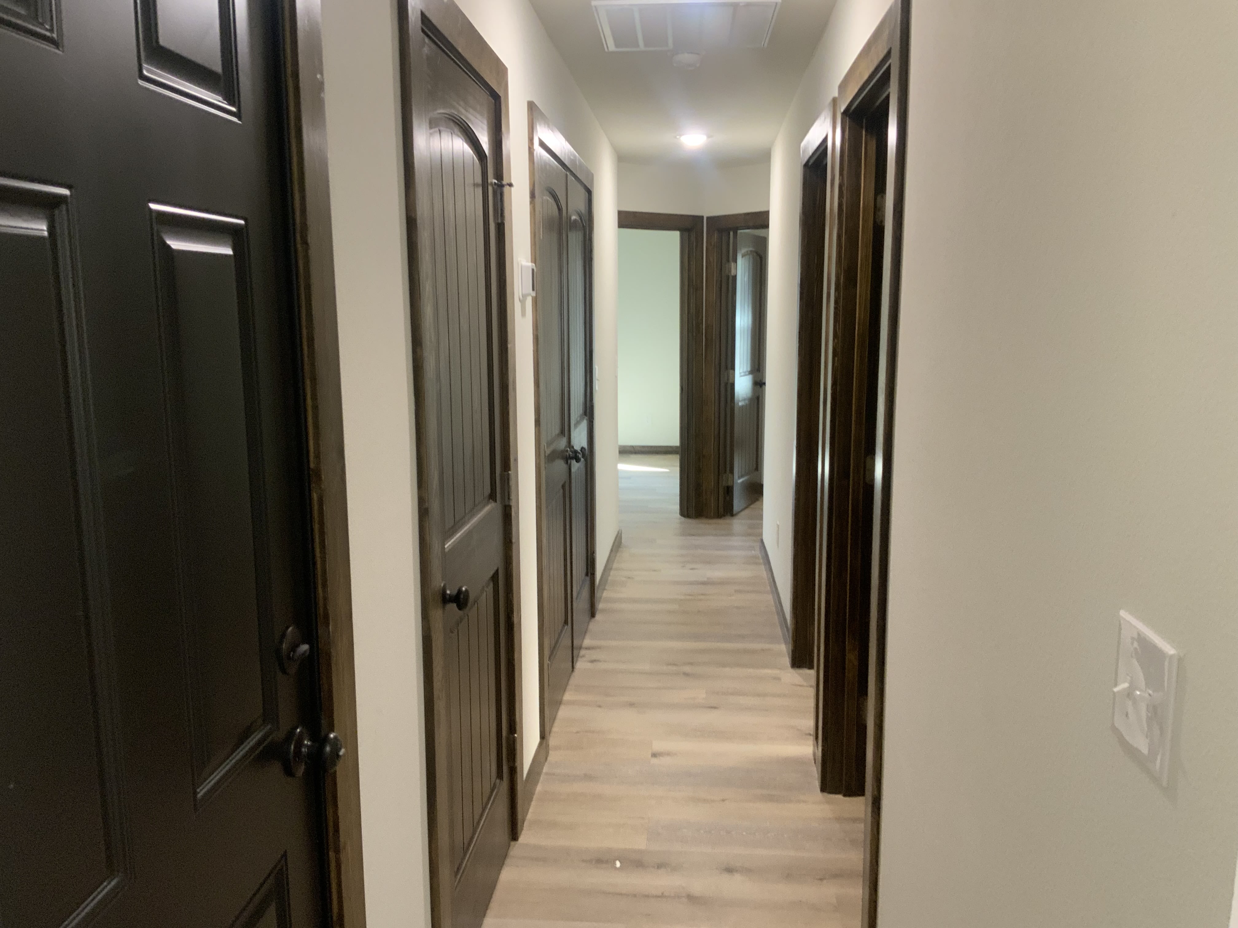 111 Isabella St – photo 4