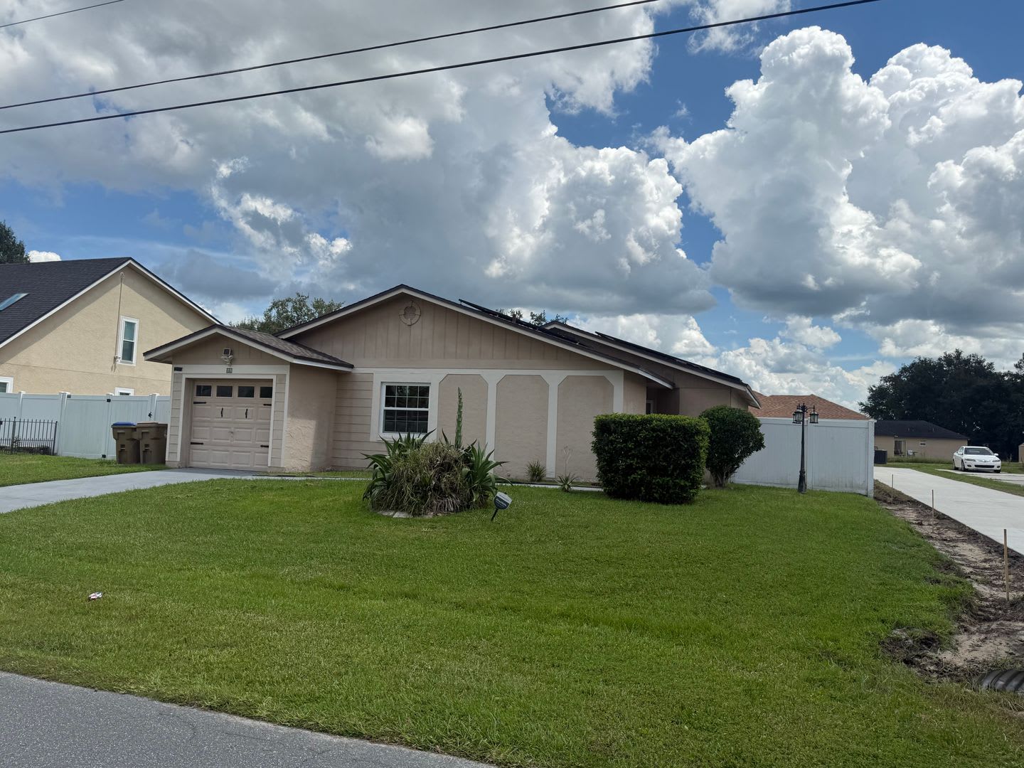 Charming 3-Bedroom Home with Modern Upgrades in Poinciana, FL – photo 3