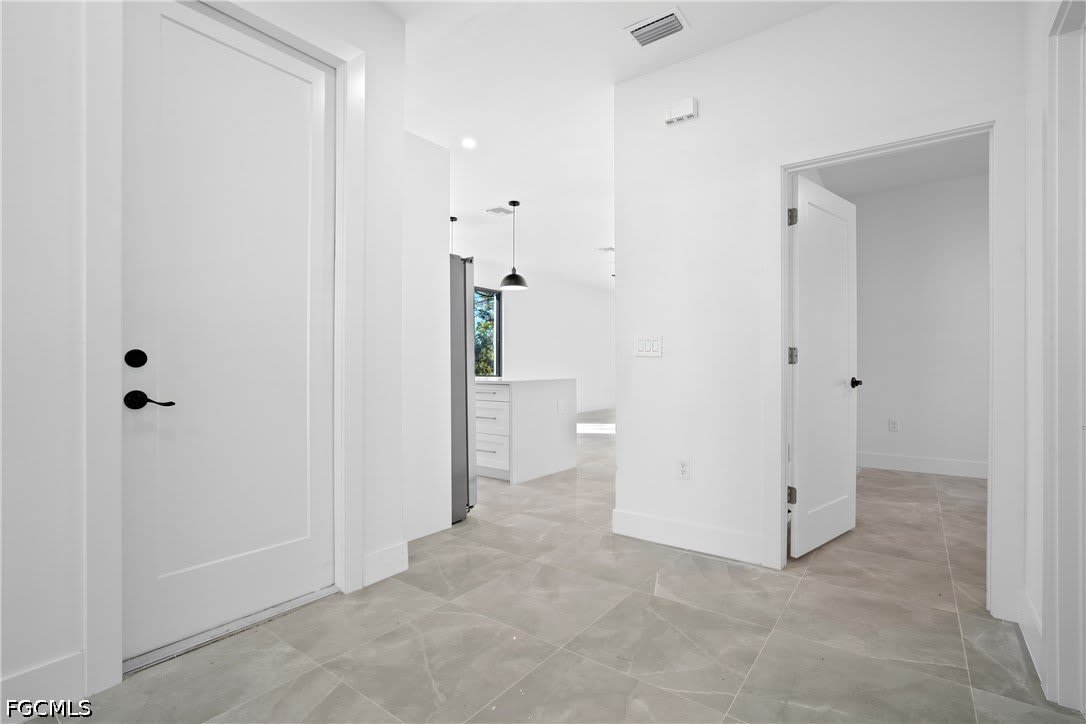 322 Loire Avenue S – photo 3