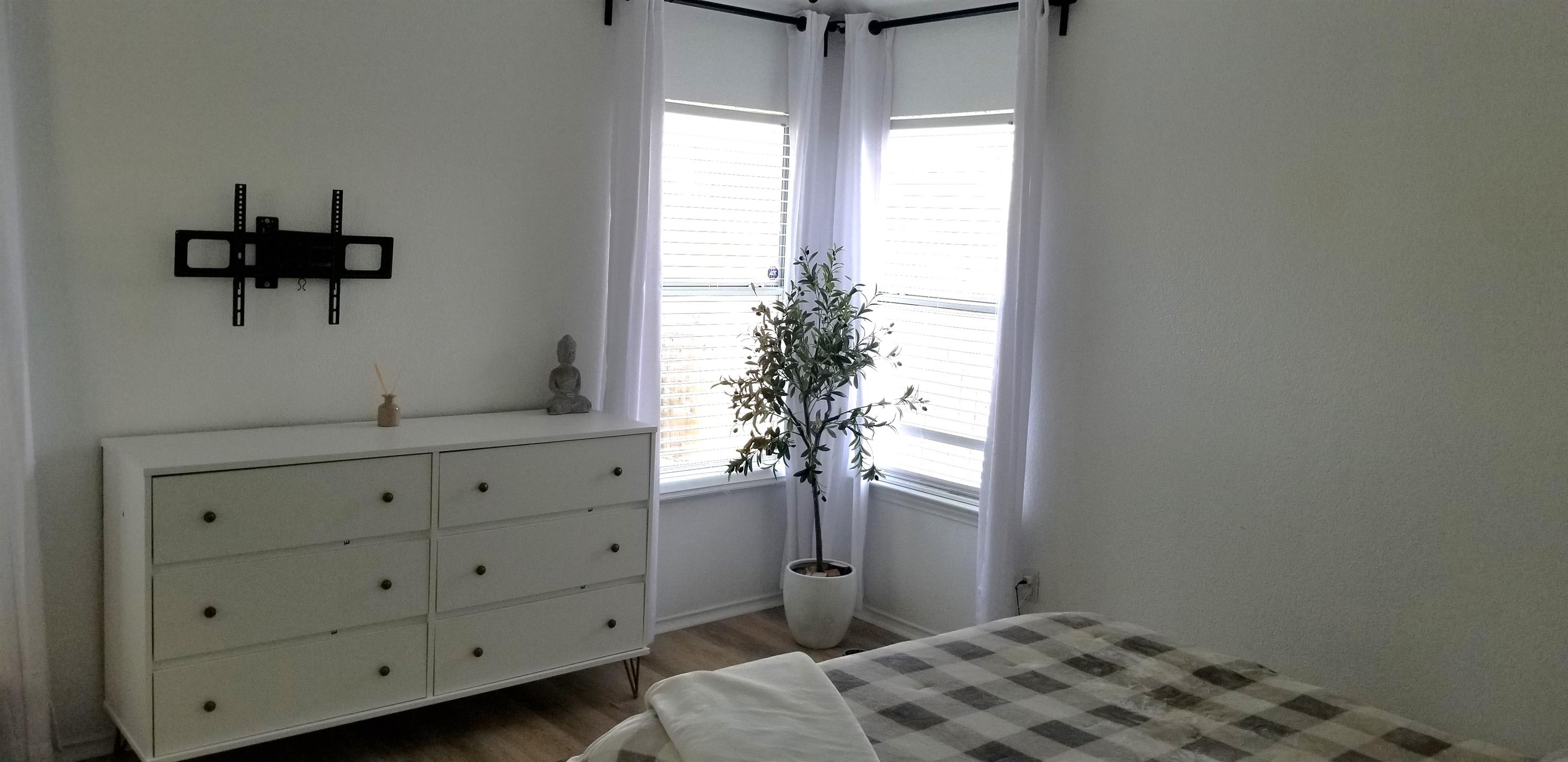 2703 Blackburn – photo 4