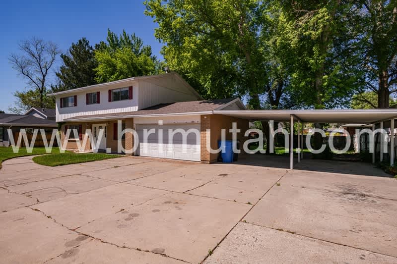 1561 E Delaware Lane – photo 4