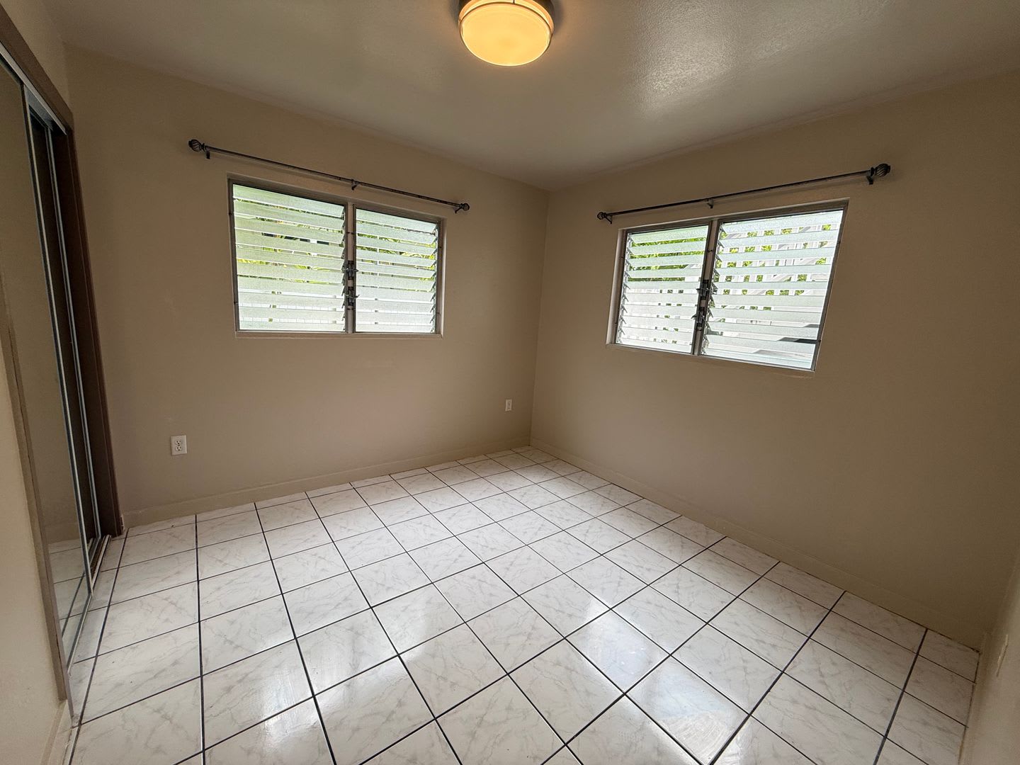 For Rent – photo 4