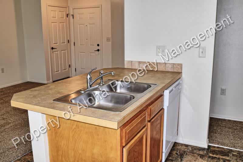 1035 W. Pine Ave – photo 5