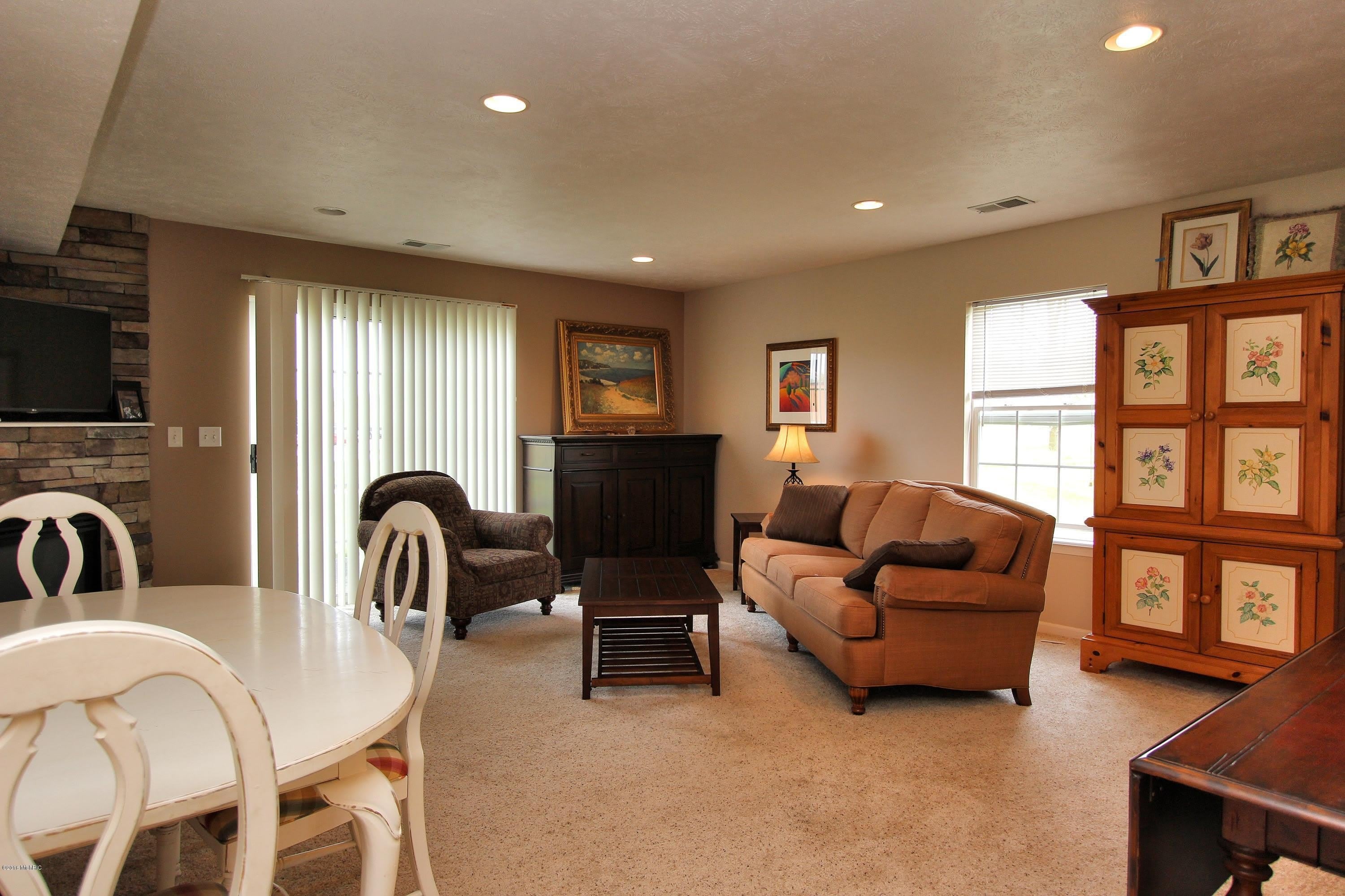 5428 RIVERTOWN CIRCLE SW – photo 3