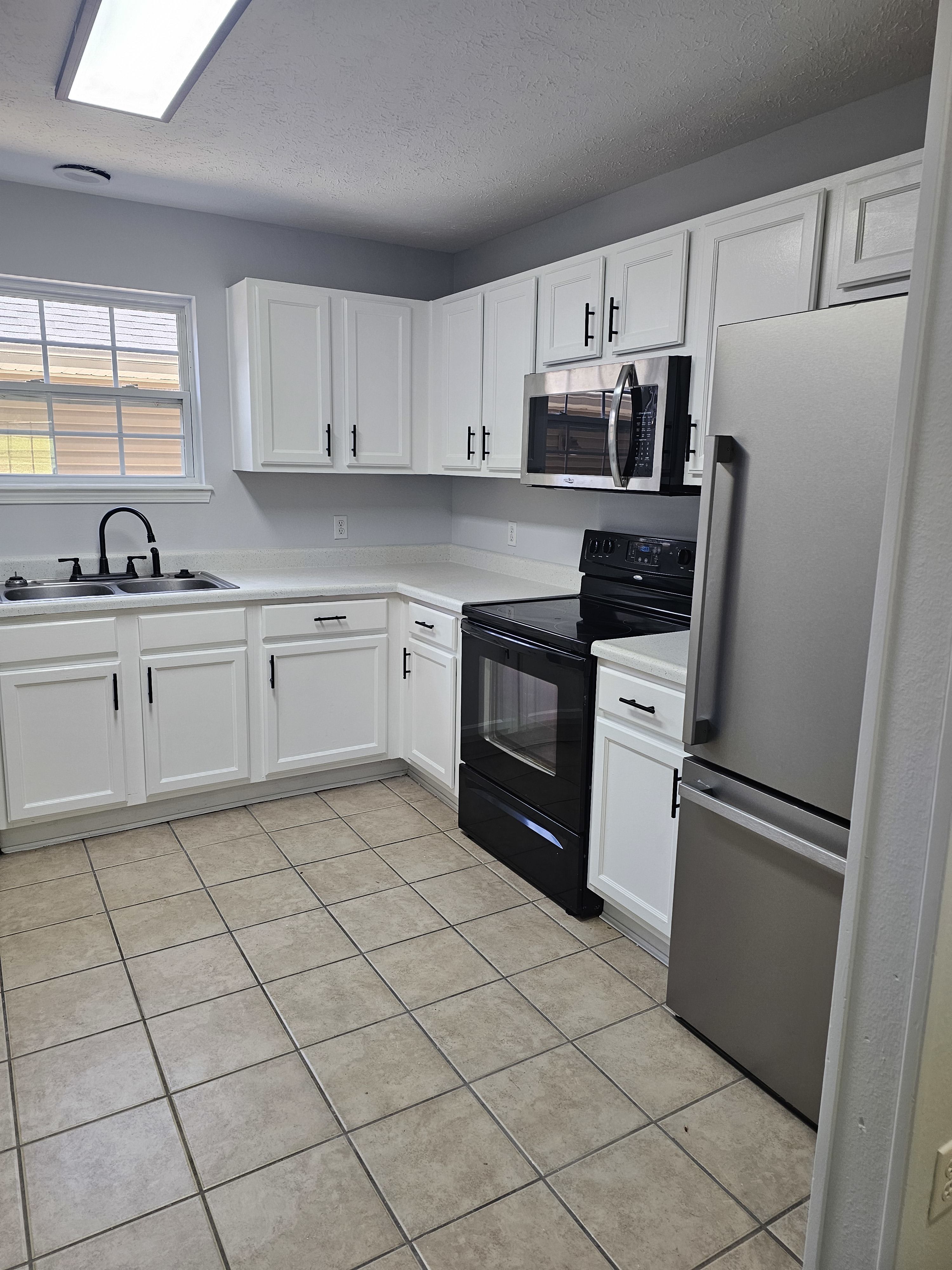 165 Knowledge Ave – photo 1