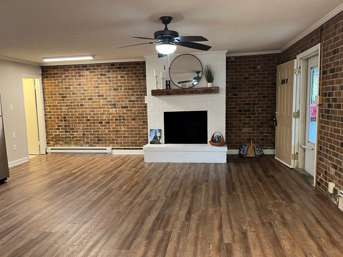 Welcome Home Available Late July Ransom Street One Bedroom – photo 1