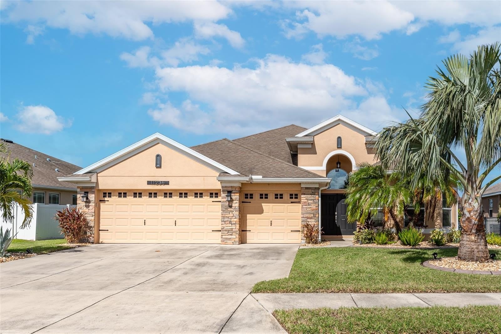 11236 77TH Street E – photo 1