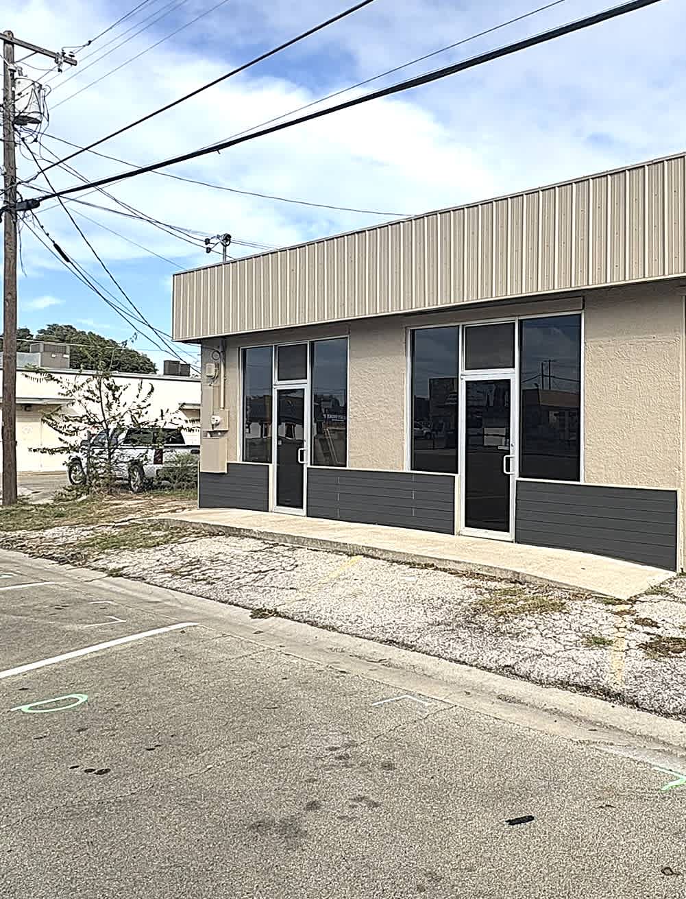 112 W Avenue E – photo 3