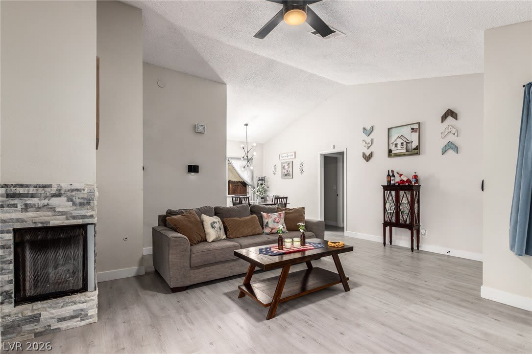 5776 Yerington Avenue – photo 3